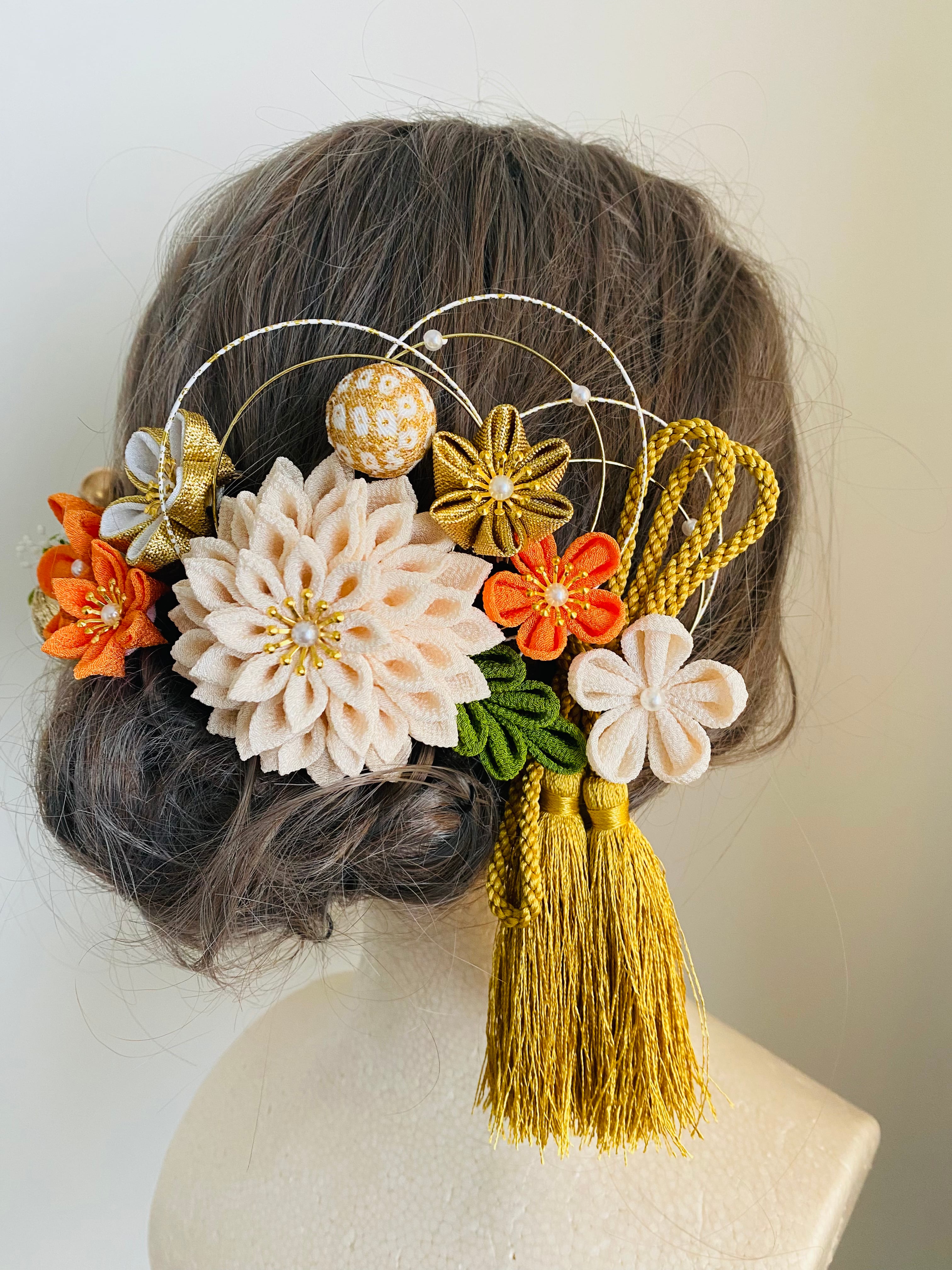 つまみ細工 髪飾り【白×金×緑】卒業式 卒業式髪飾り 袴 水引き 成人式