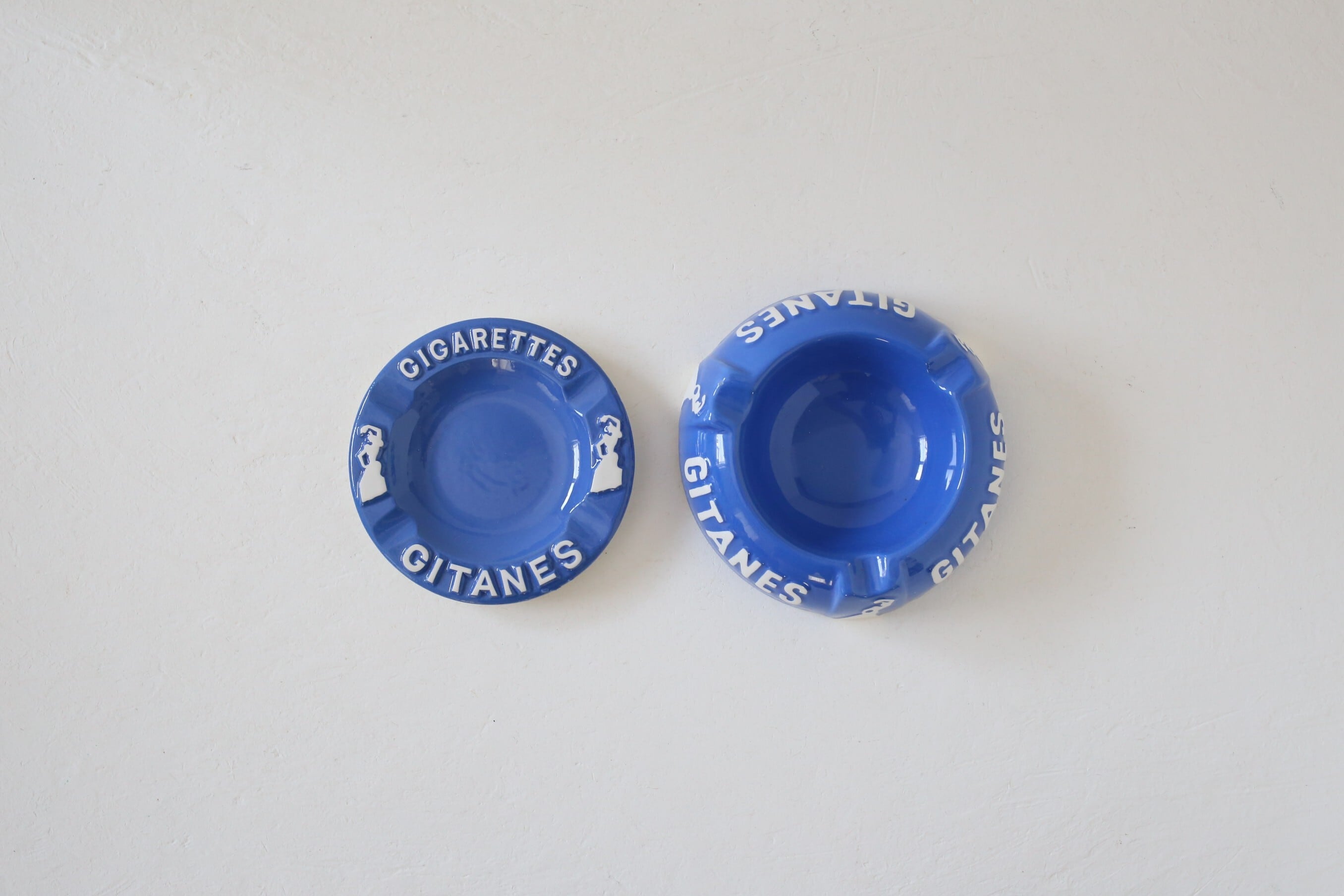 フランス アンティーク ヴィンテージ GITANES ジタン 灰皿 薄型 N