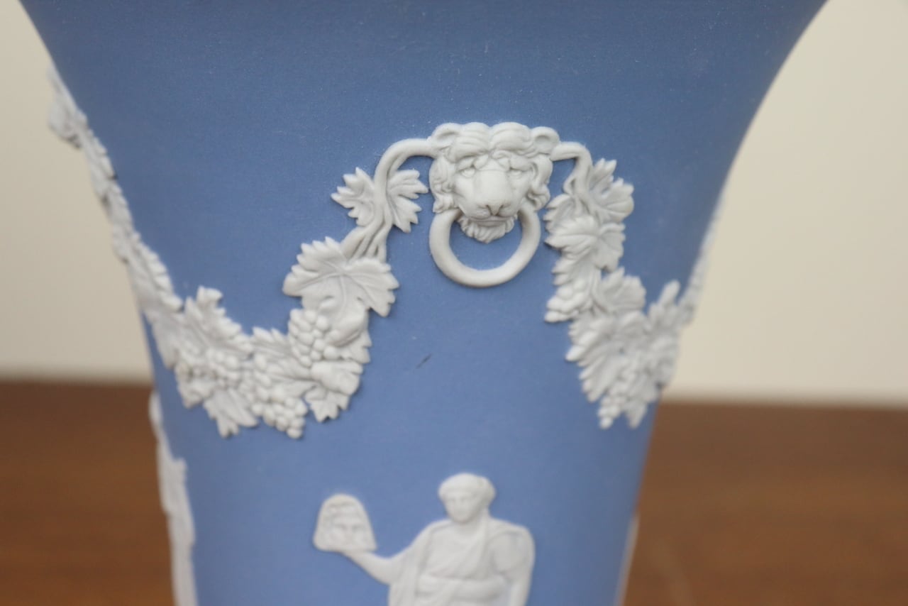 ウェッジウッド ジャスパー 花瓶 ペールブルー フラワーベース