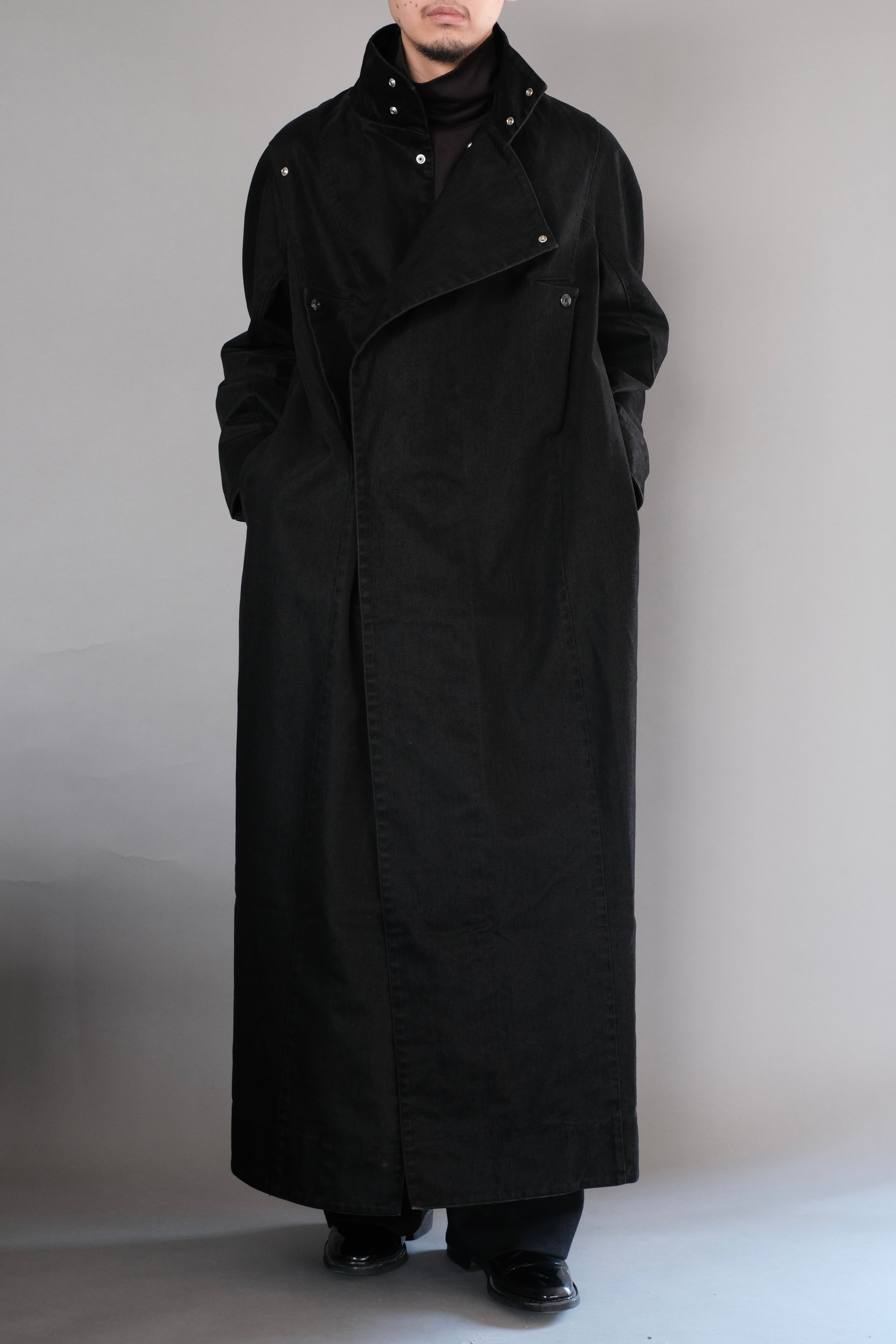 OMAR AFRIDI / PINA WRAPPED COAT | LIVING