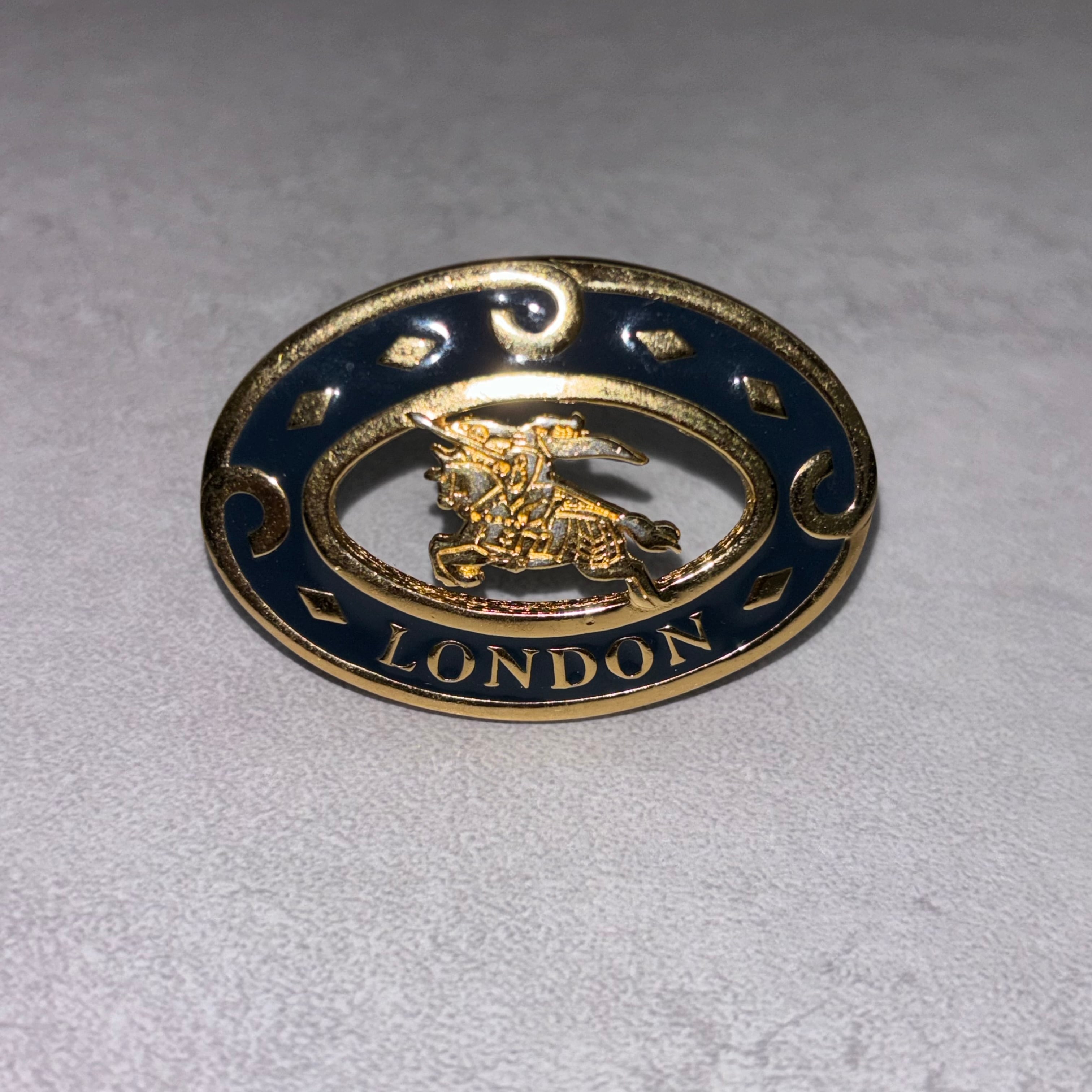 80-90s burberrys brooch バーバリー ブローチ | no pain no gain(ノー