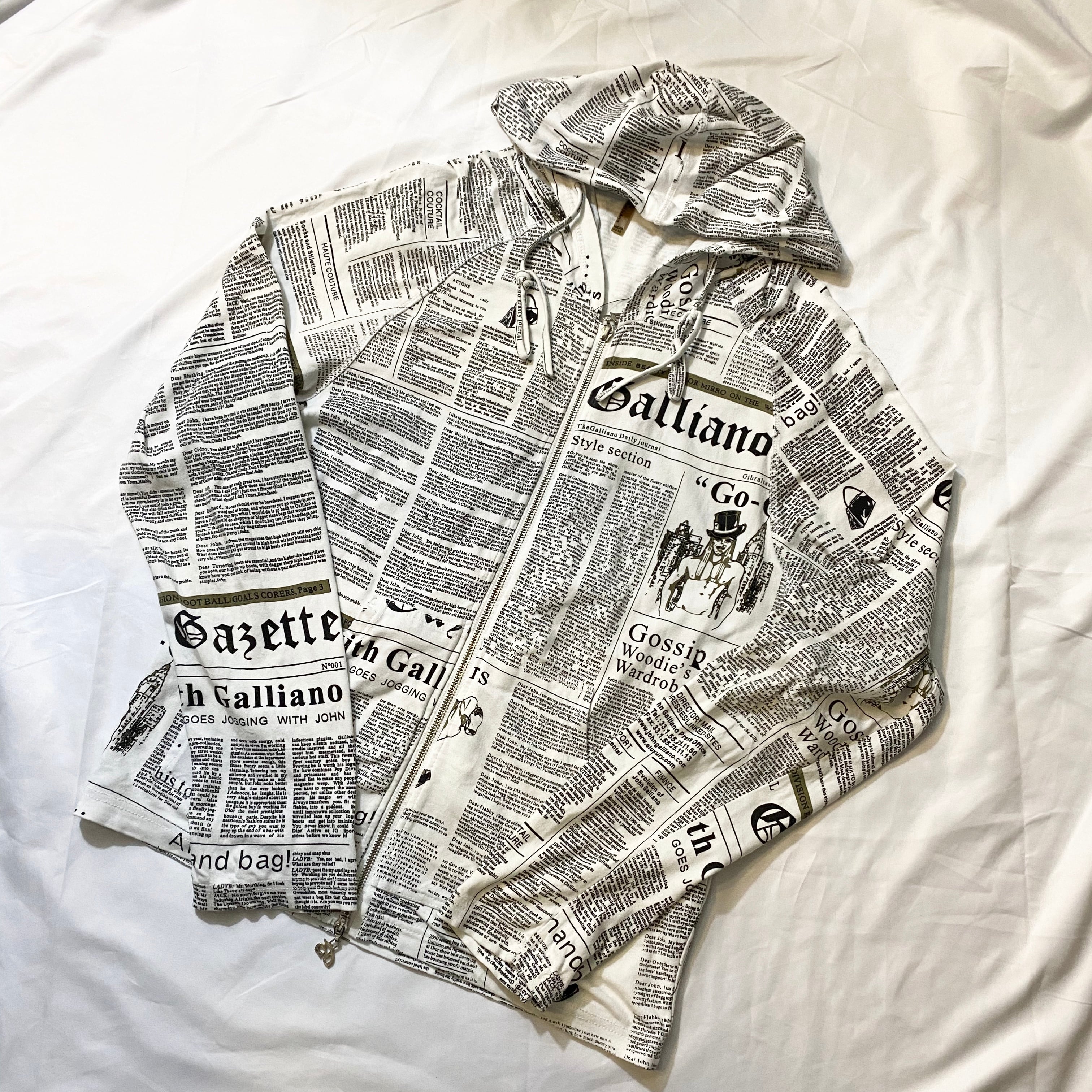 JOHN GALLIANO newspaper pattern parka | NOIR ONLINE