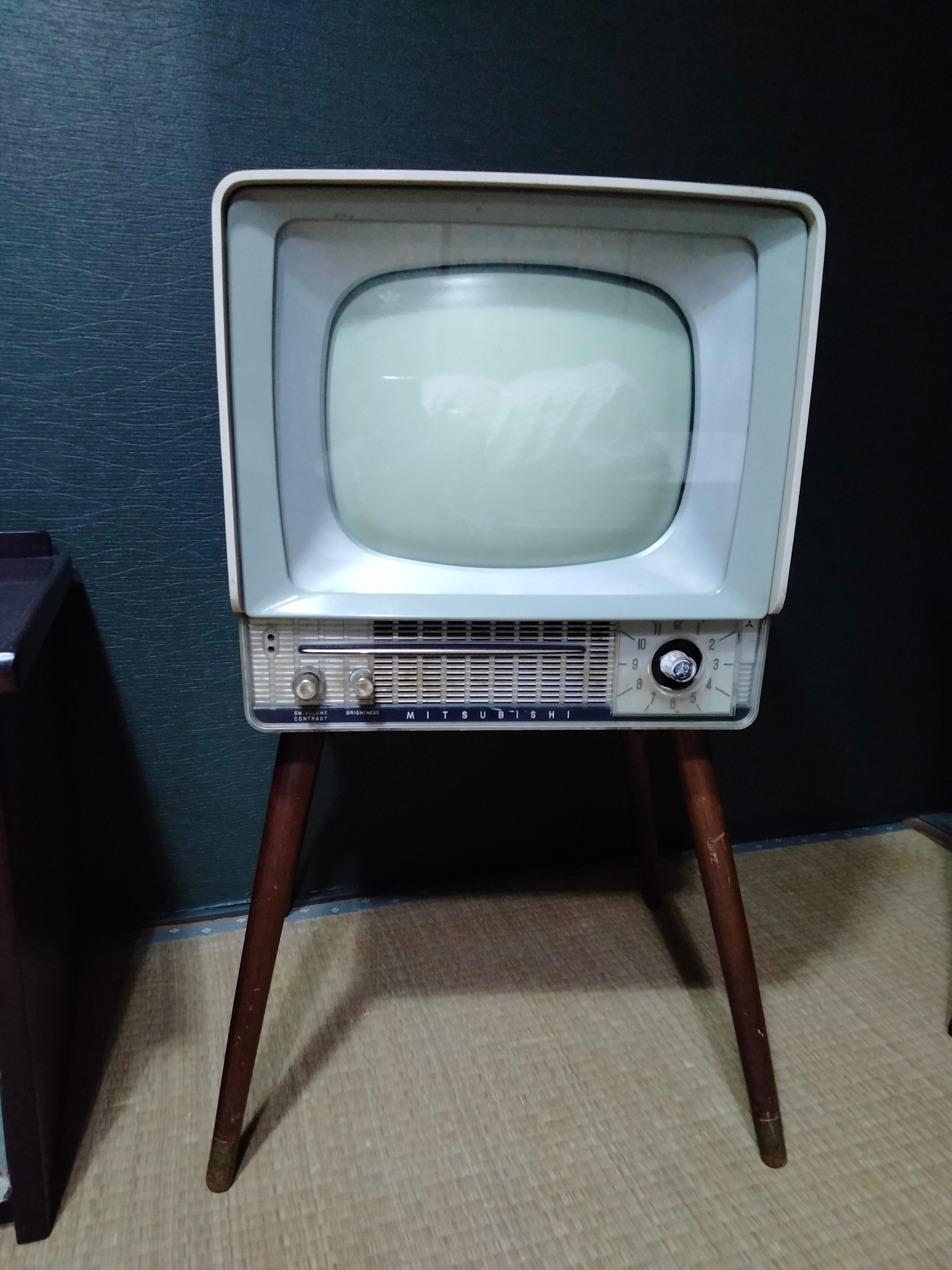 3d7d127ff18882858a9f940ce586eb