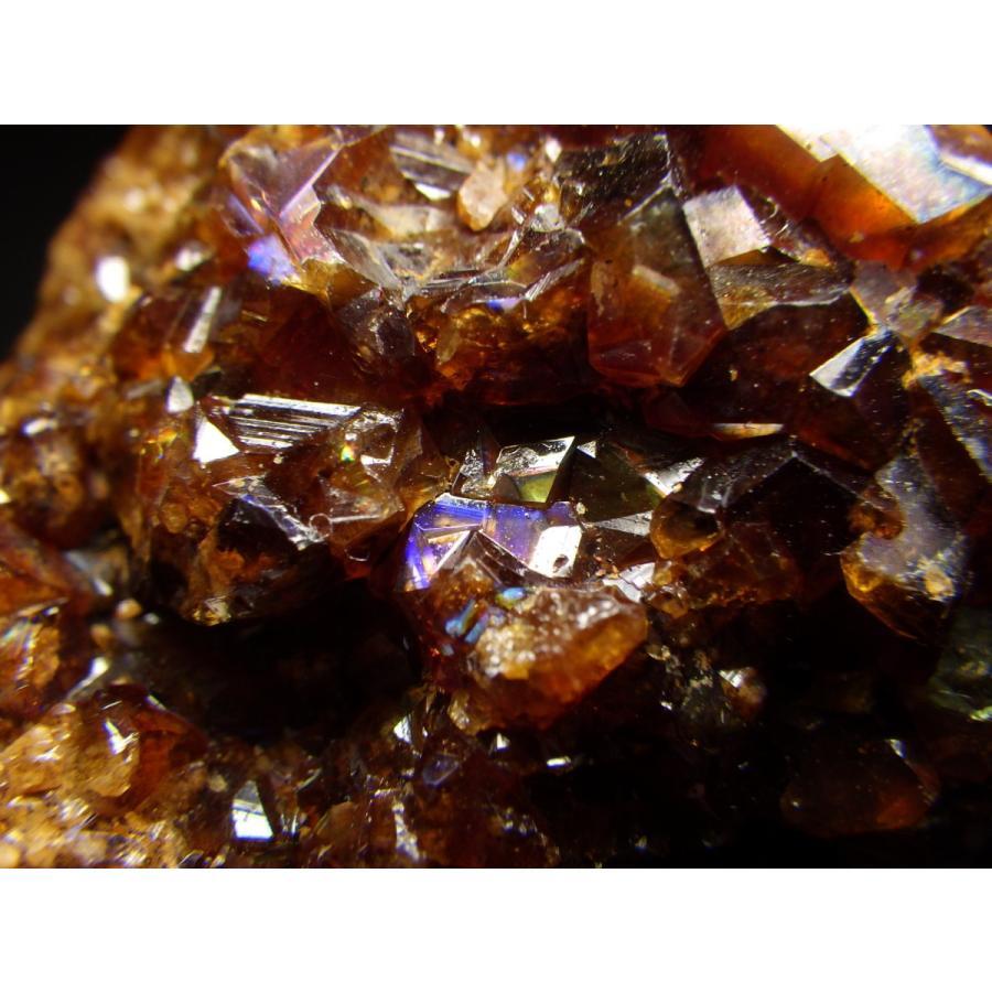 奈良県天川村産 灰鉄柘榴石(レインボーガーネット)/Andradite 原石 A