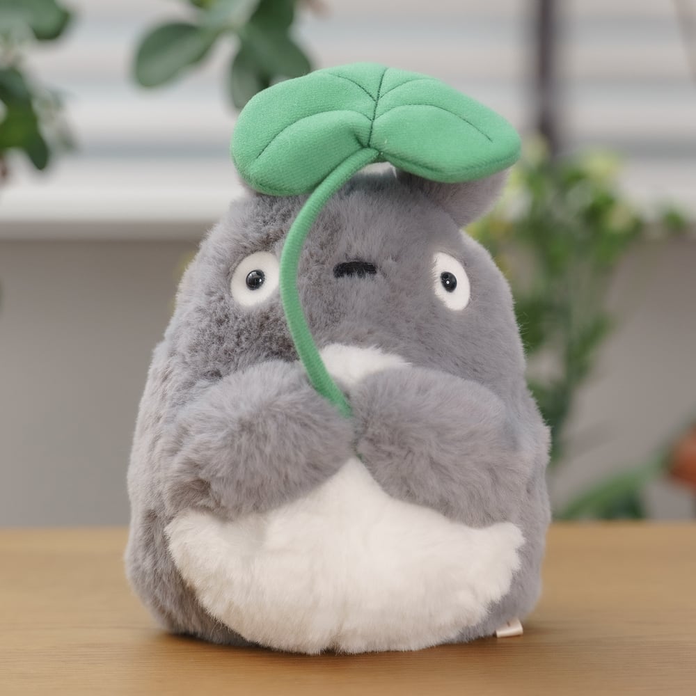となりのトトロ ぬいぐるみ なかよし大トトロ 葉っぱもち（0232） | す