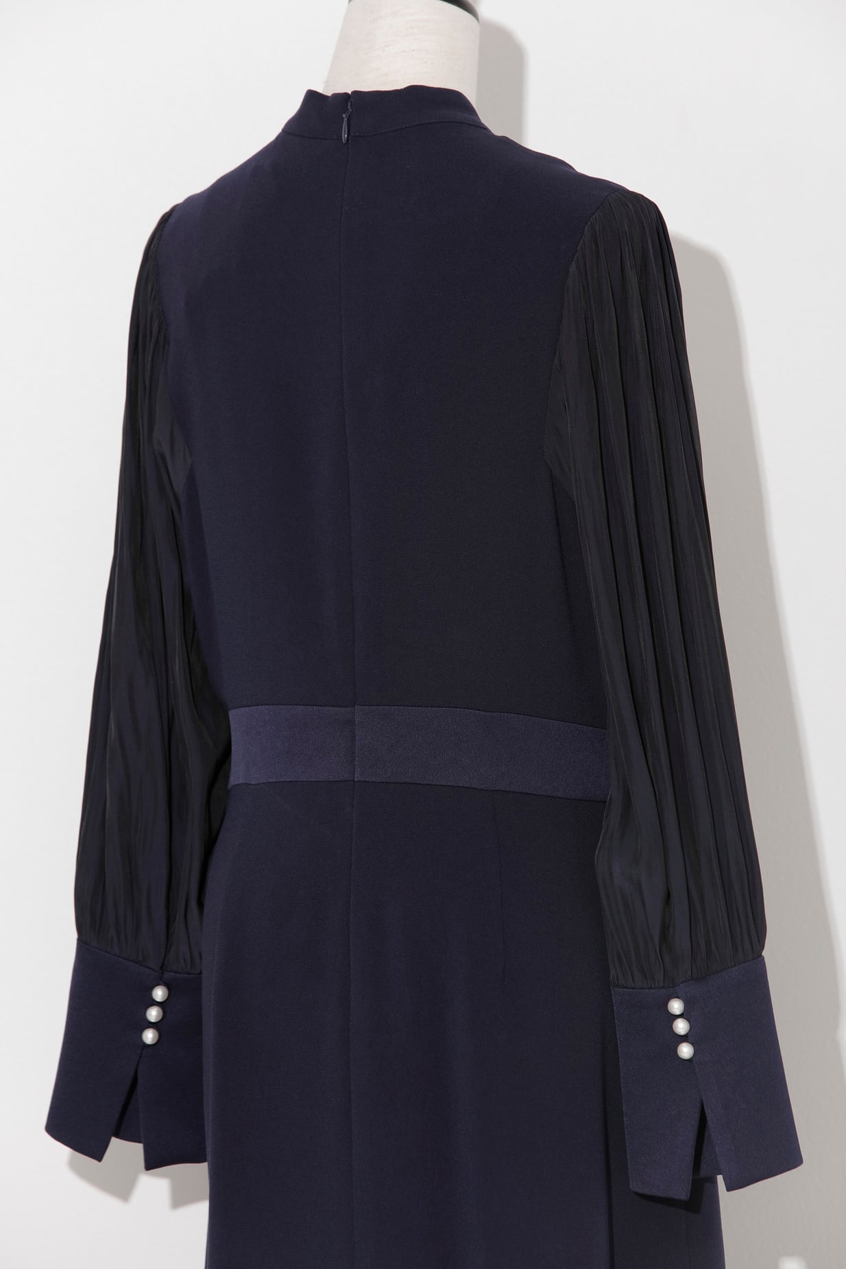 2Way Neck Pearl Dress DARK NAVY | Arobe OFFICIAL ONLINE STORE