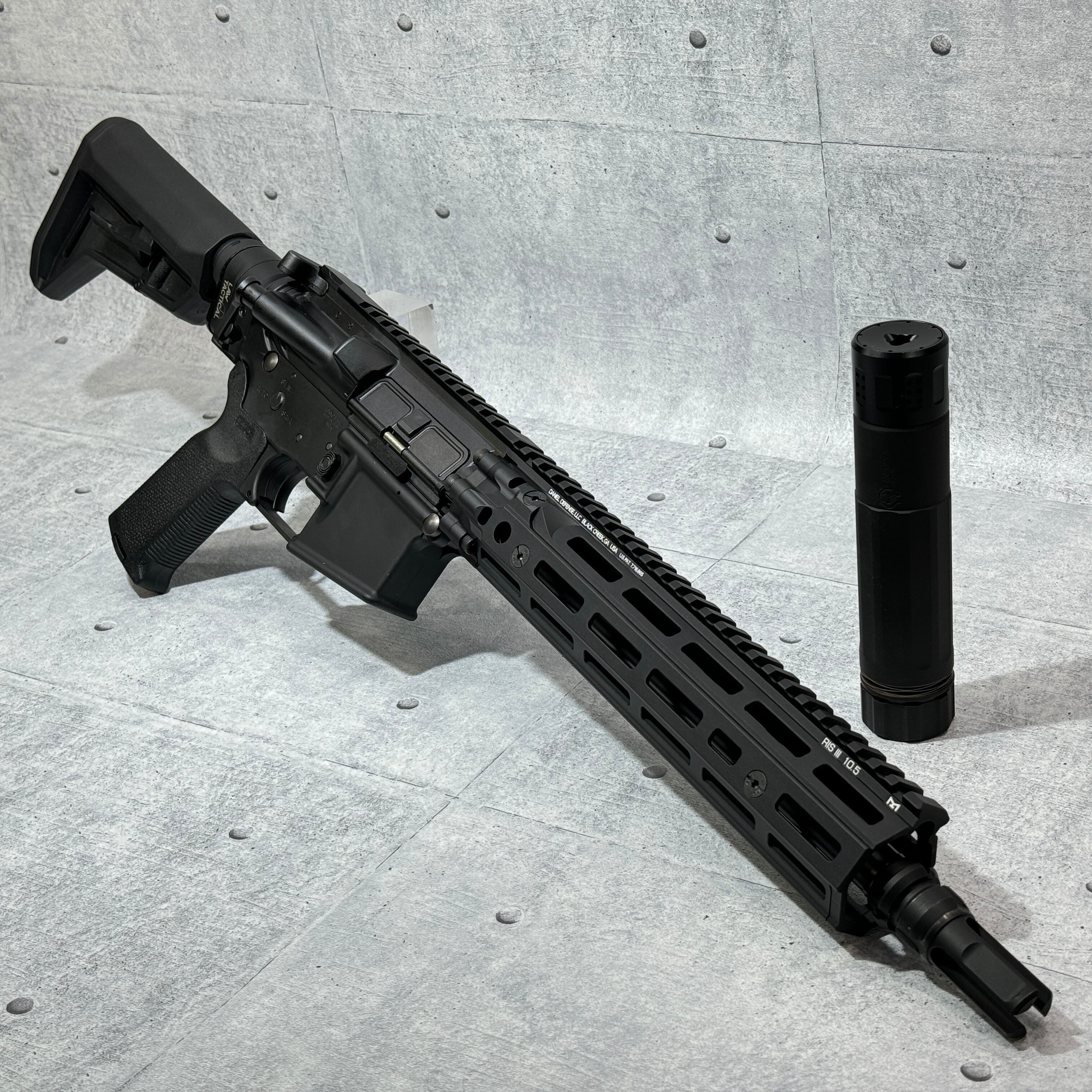 custom】 東京マルイ リアルガスブローバック M4A1カービン DDタイプ