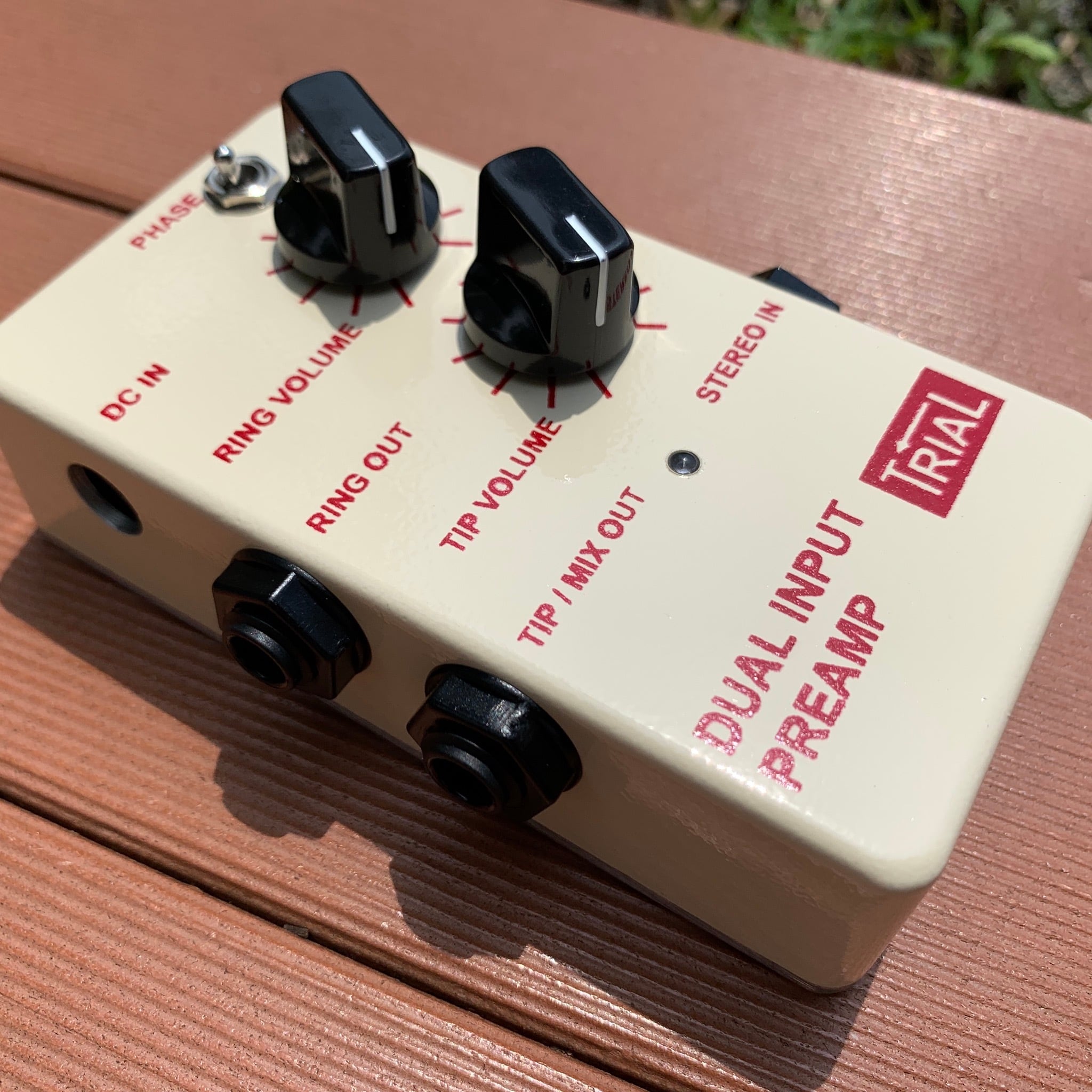 TRIAL DUAL INPUT PREAMP [Acoustic Preamp] | 高早楽器技術 / TRIAL