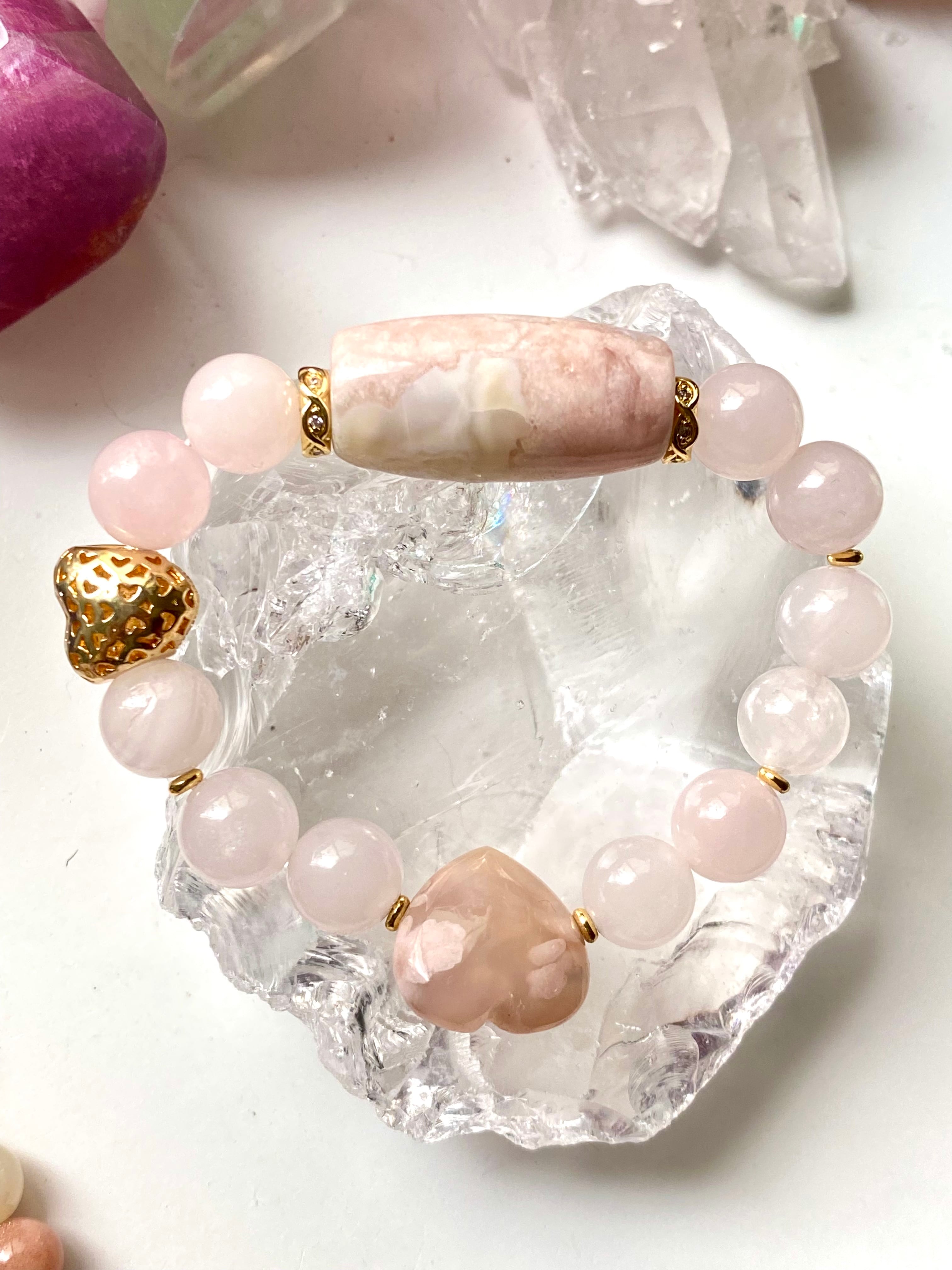 新作♡白蛇天珠、モザンビーク産ローズクォーツ、ピーチ塩源瑪瑙