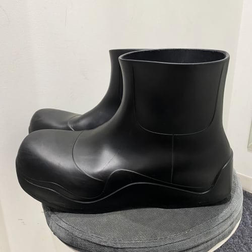 BOTTEGA VENETA ボッテガヴェネタ パドルアンクルブーツ ブラック 【中