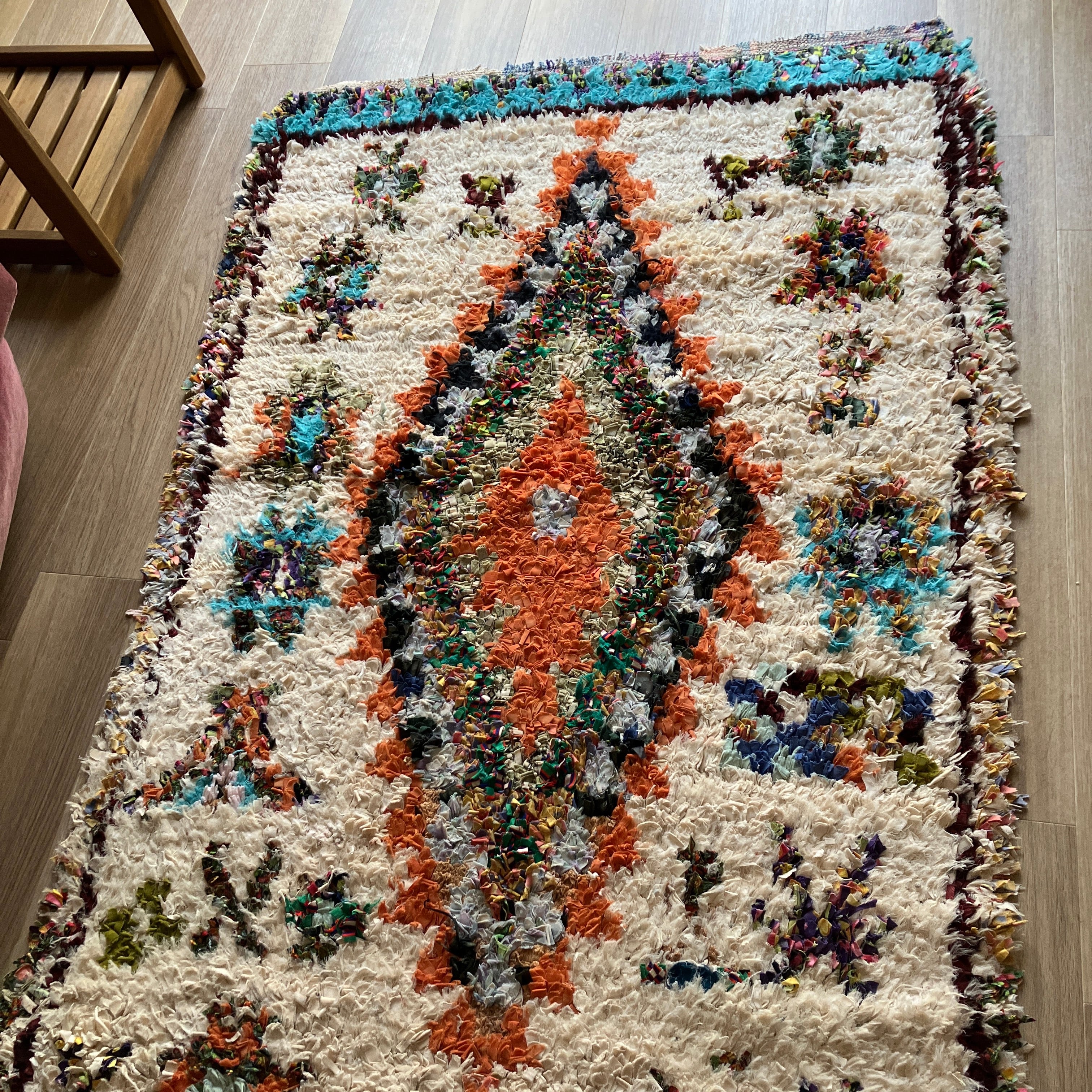 モロッコ ヴィンテージボシャルウィットラグ | 旅のカケラ