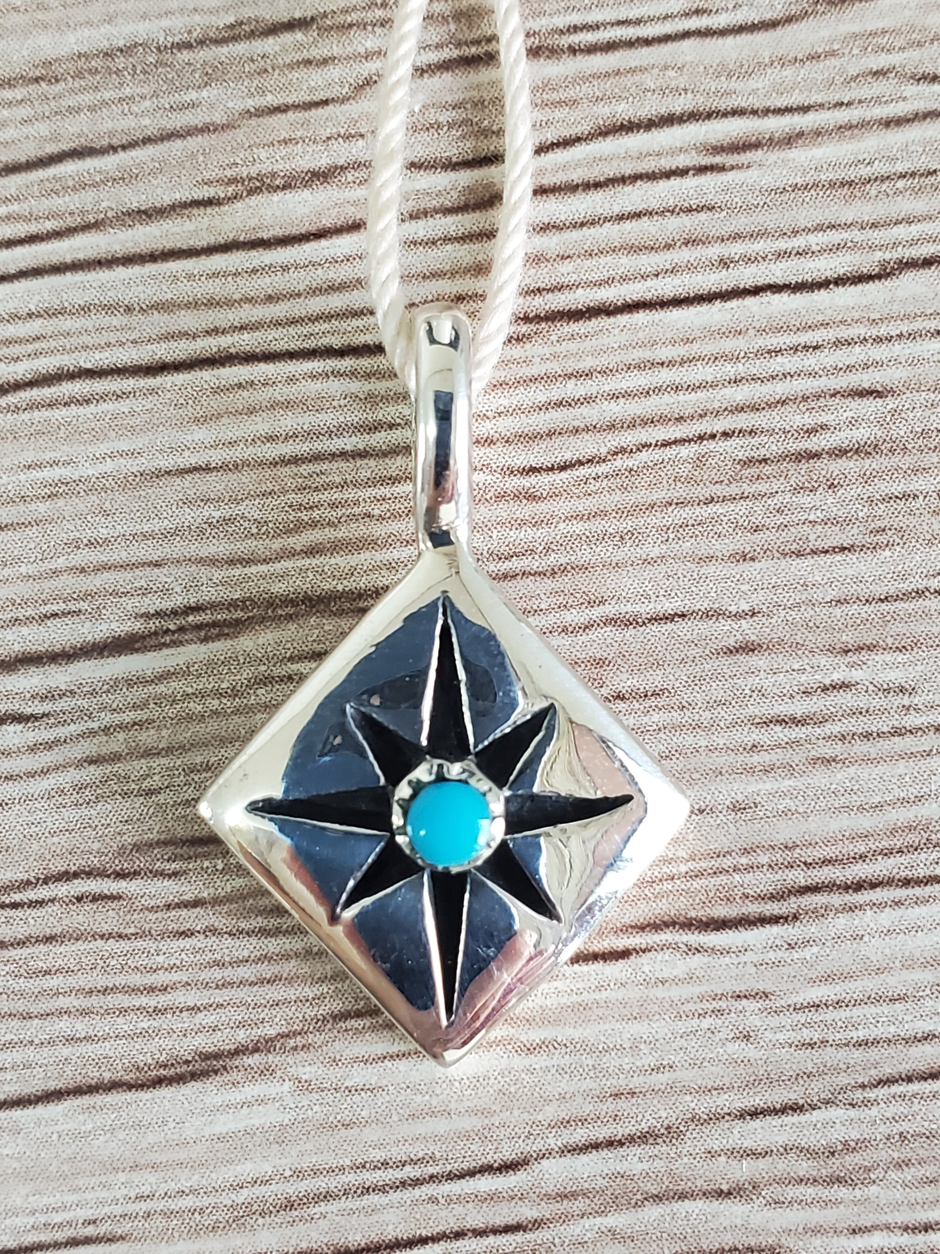 a1e9da7b6d327d7a51e30878f2c36a