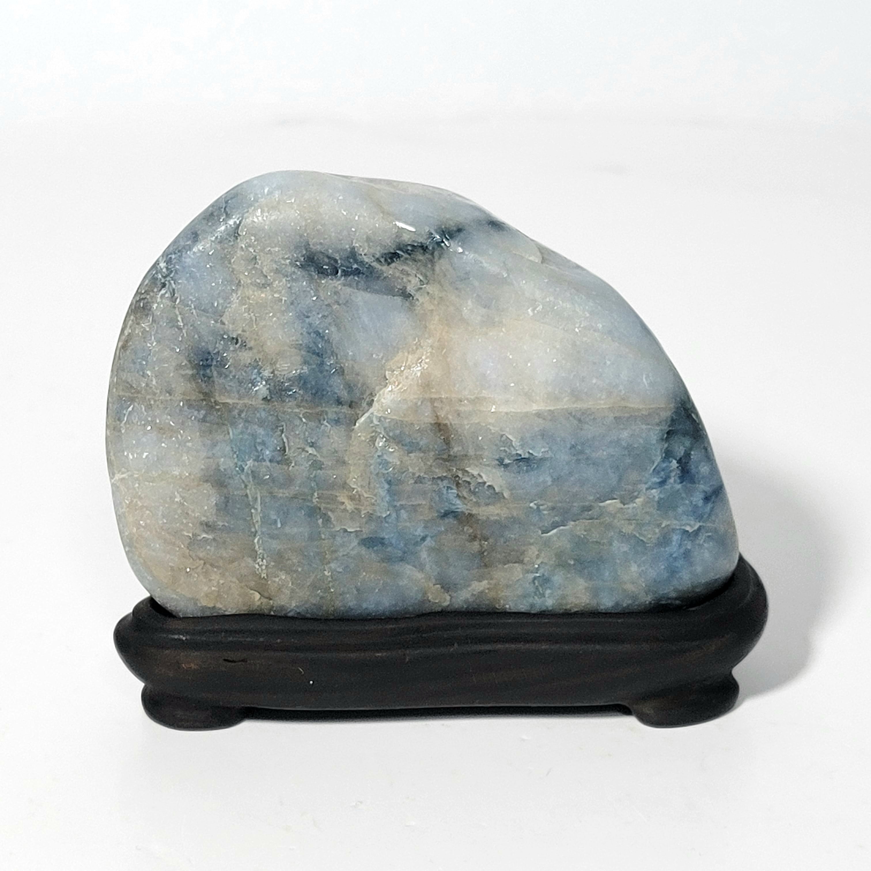 入コン沢原石(台付き):糸魚川翡翠 BG0064 | 糸魚川翡翠工芸家 赤羽可行BASE