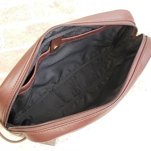 オールドコーチ ☆ レザー ポーチ クラッチバッグ ダークブラウン