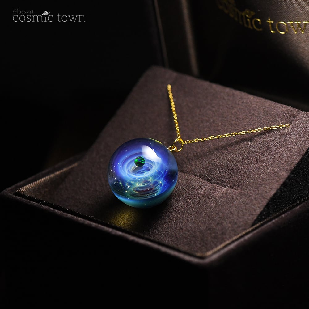 宇宙モチーフガラスペンダント Baby / ネックレス ギフトボックス