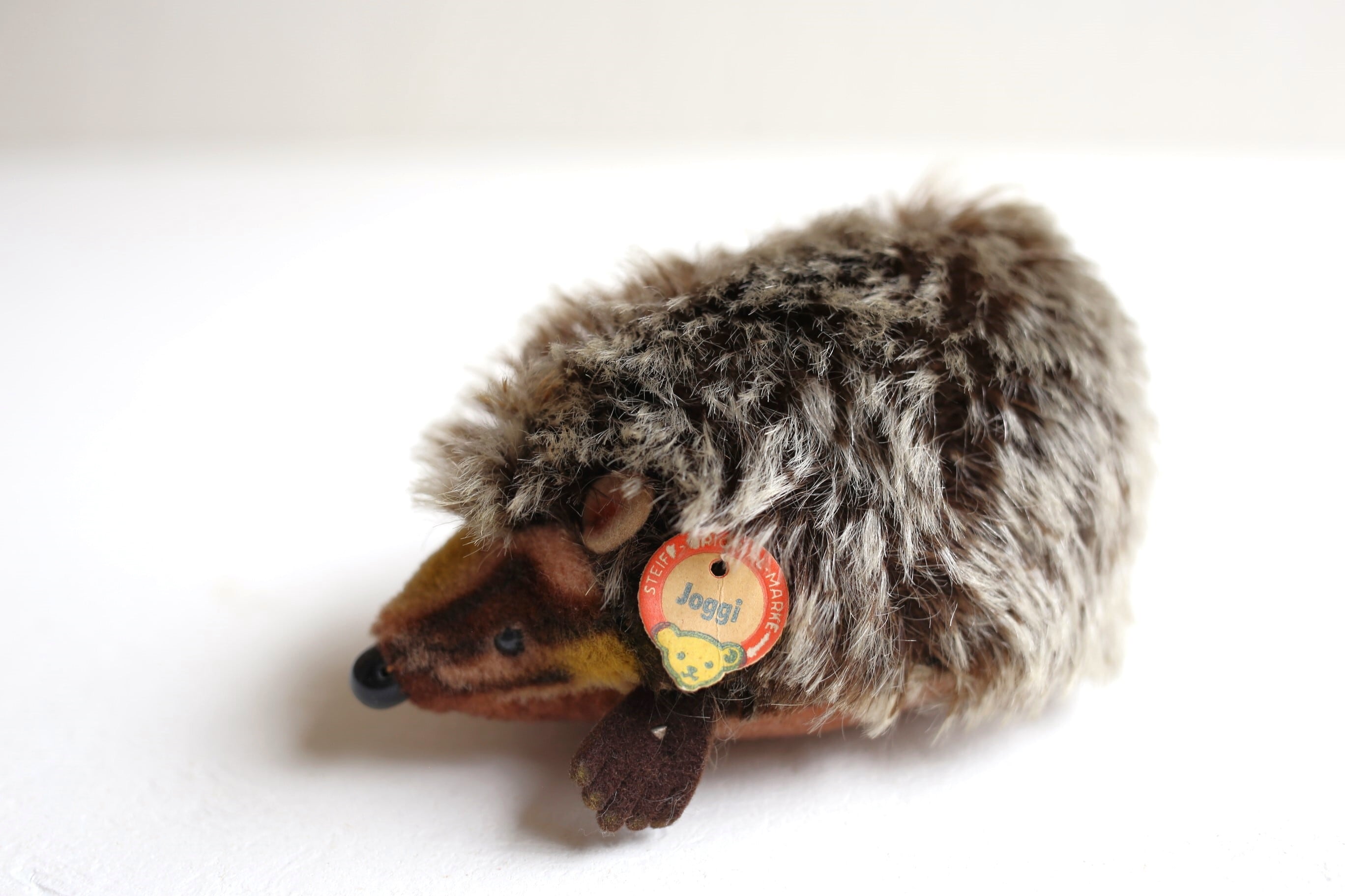 ドイツ ヴィンテージ Steiff シュタイフ ハリネズミ 『Joggi』N-00618