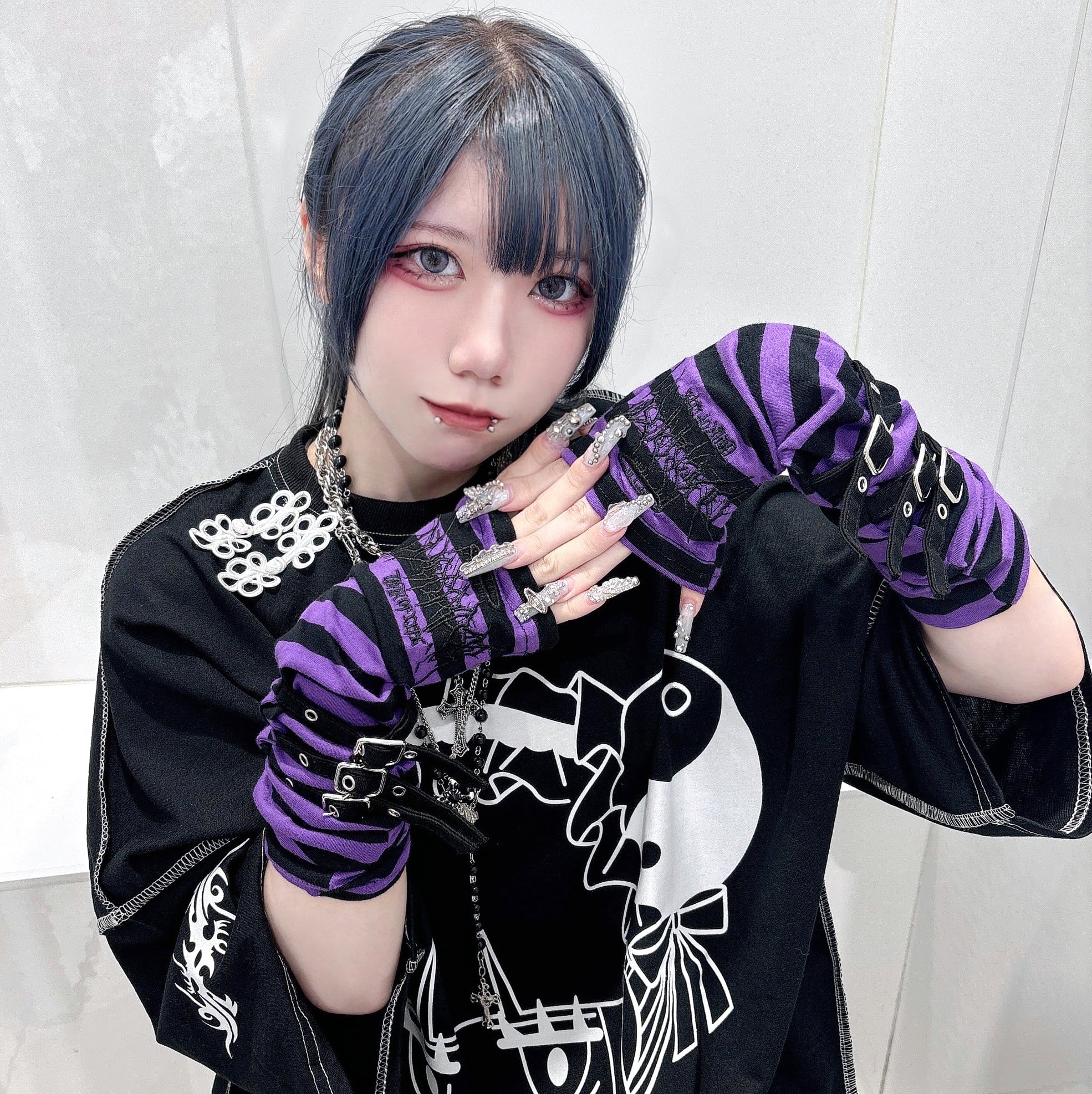 サブカル刺繍 ボーダー3ベルトアームウォーマー | VOLCAN&APHRODITE