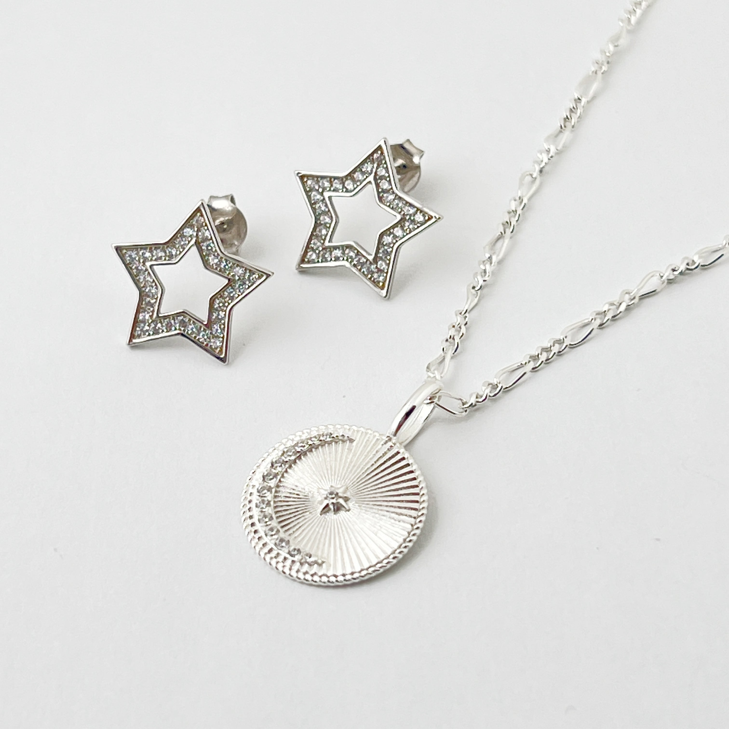 三日月 と 星 の コイン ネックレス 月星 with フィガロチェーン