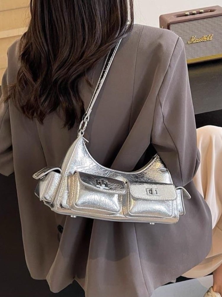 機能性もデザイン性も妥協しない マルチポケットショルダーバッグ 2WAY