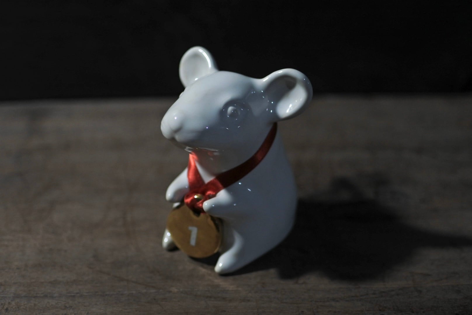 三木陽子 令和2年干支 子 「ねずみと金メダル」 陶芸 陶磁器 現代美術