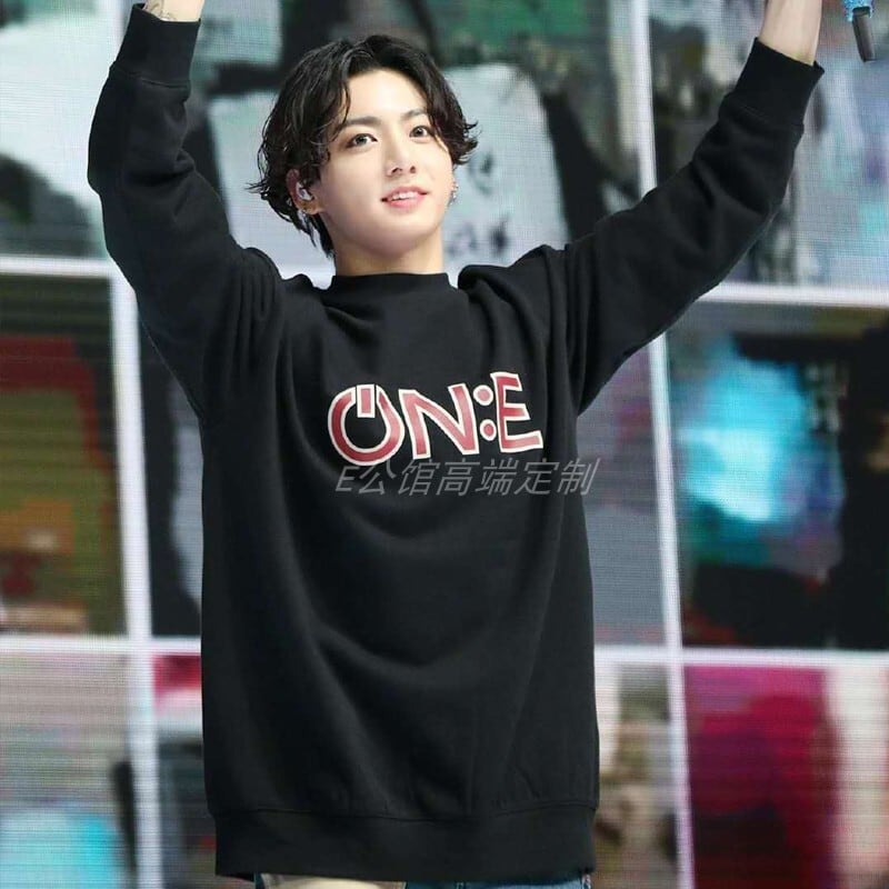 ONE スウェット BTS ジョングク LIVE 着用モデル | 日本未入荷