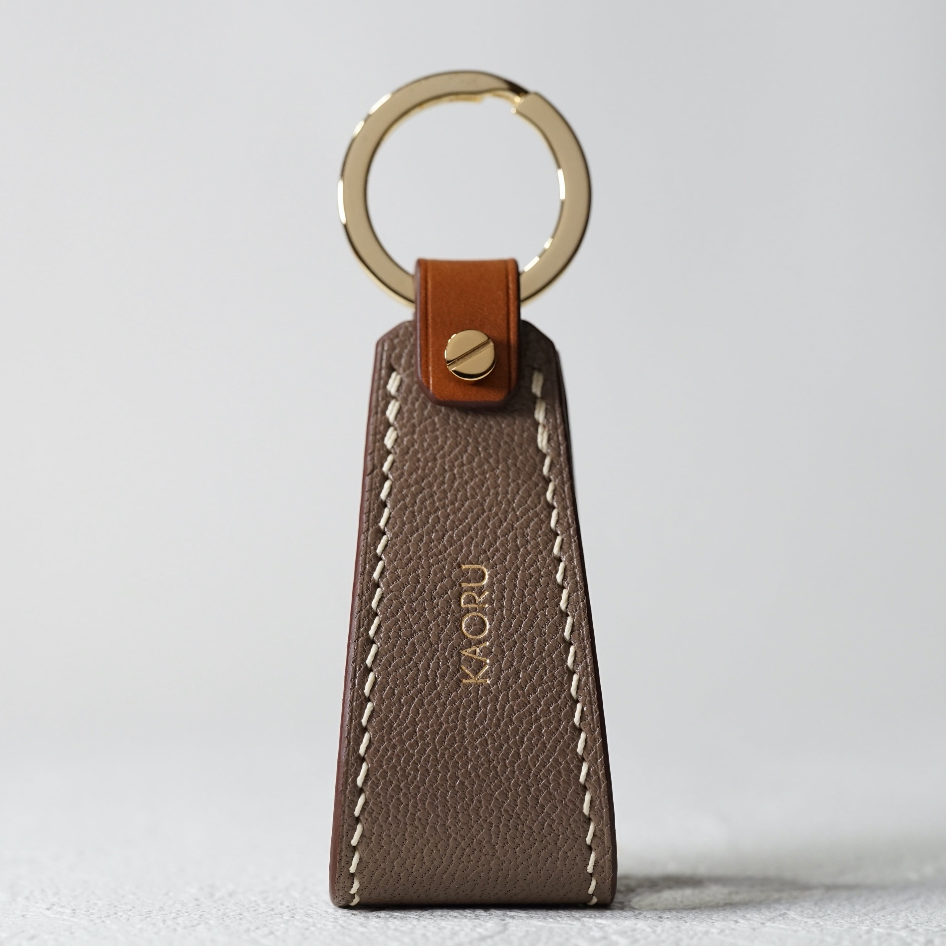 Charm Key Ring 《 Greige × White 》 | cocon tokyo