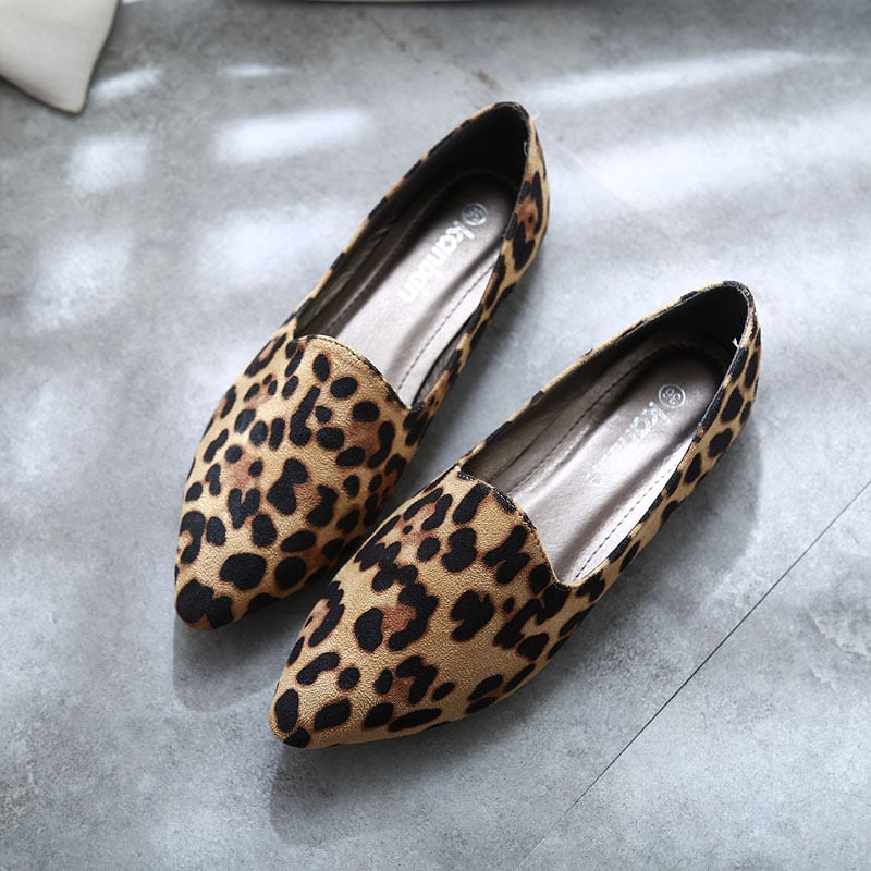 とがったつま先ヒョウ柄 フラットシューズ YC089 | IN YOUR CLOSET