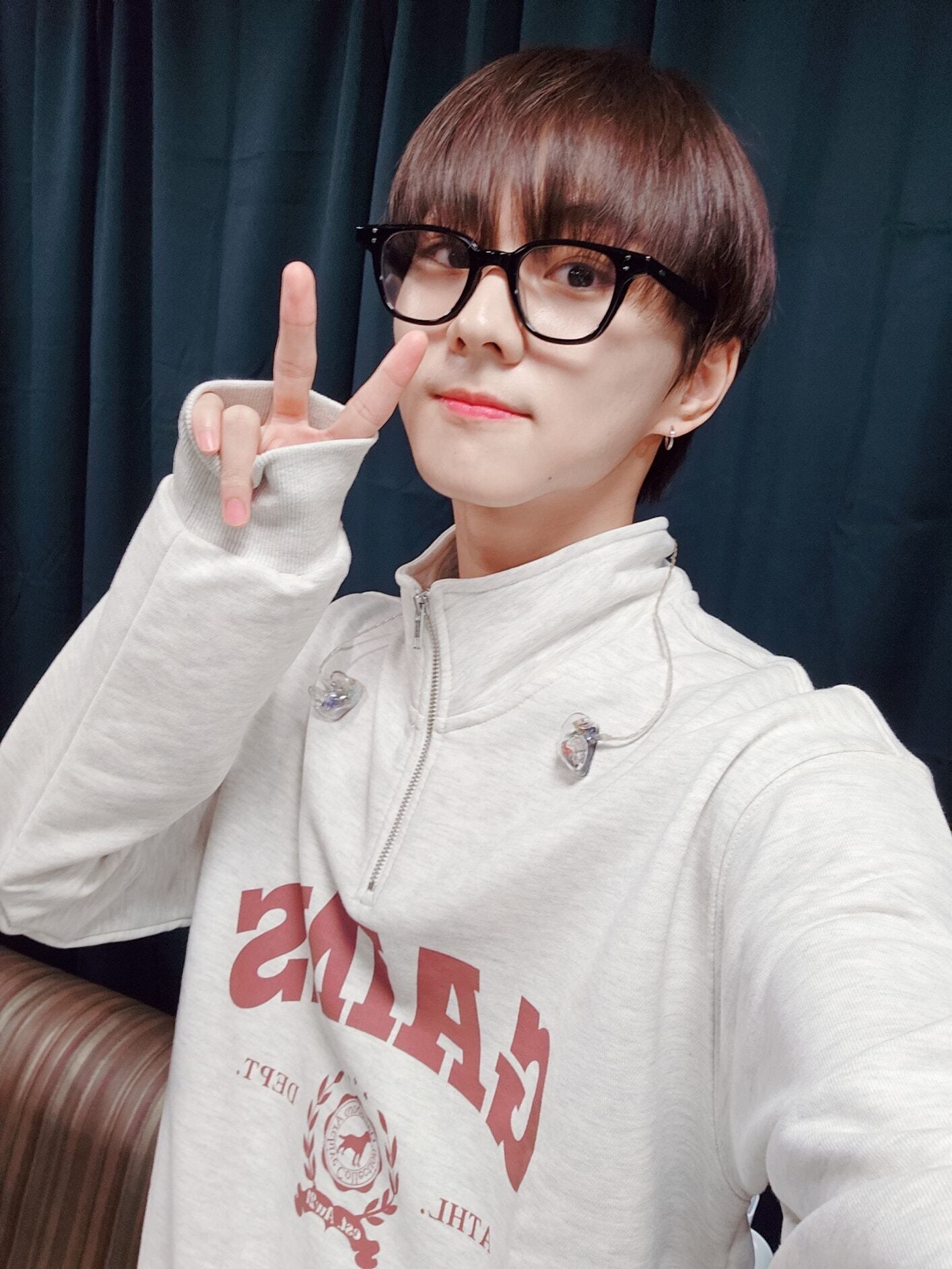 ☆ENHYPEN ジョンウォン 着用！！【GAINSBORO】Laurel Golden half