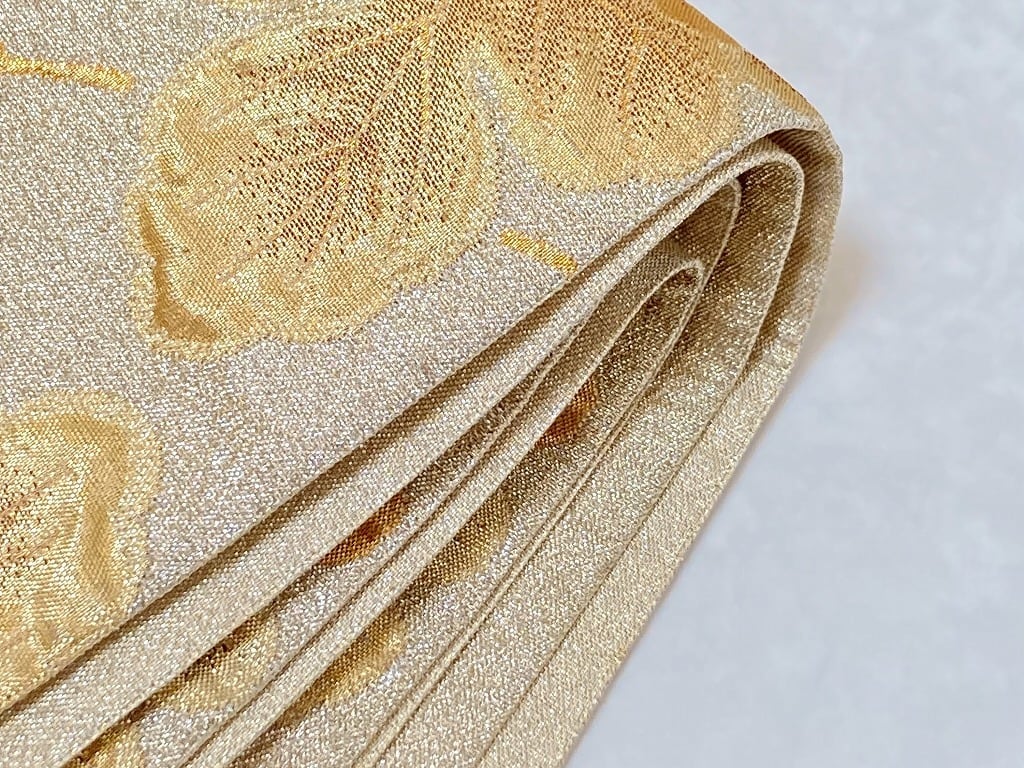 西陣名門 じゅらく 膨れ織り 葡萄唐草 袋帯 金銀糸 シャンパンゴールド