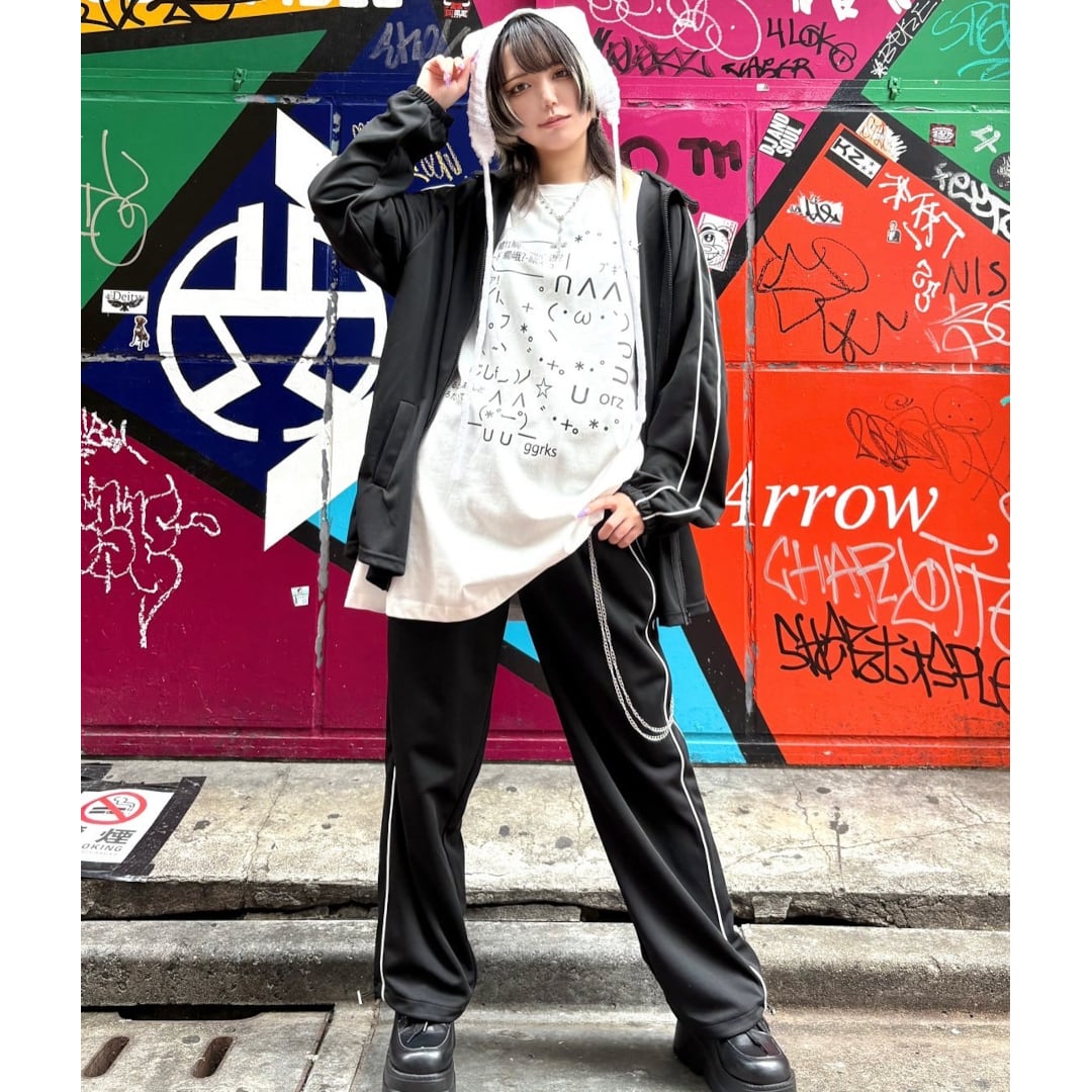 チェーン付き ラインジャージパンツ(BLACK・WHITE) | VOLCAN&APHRODITE