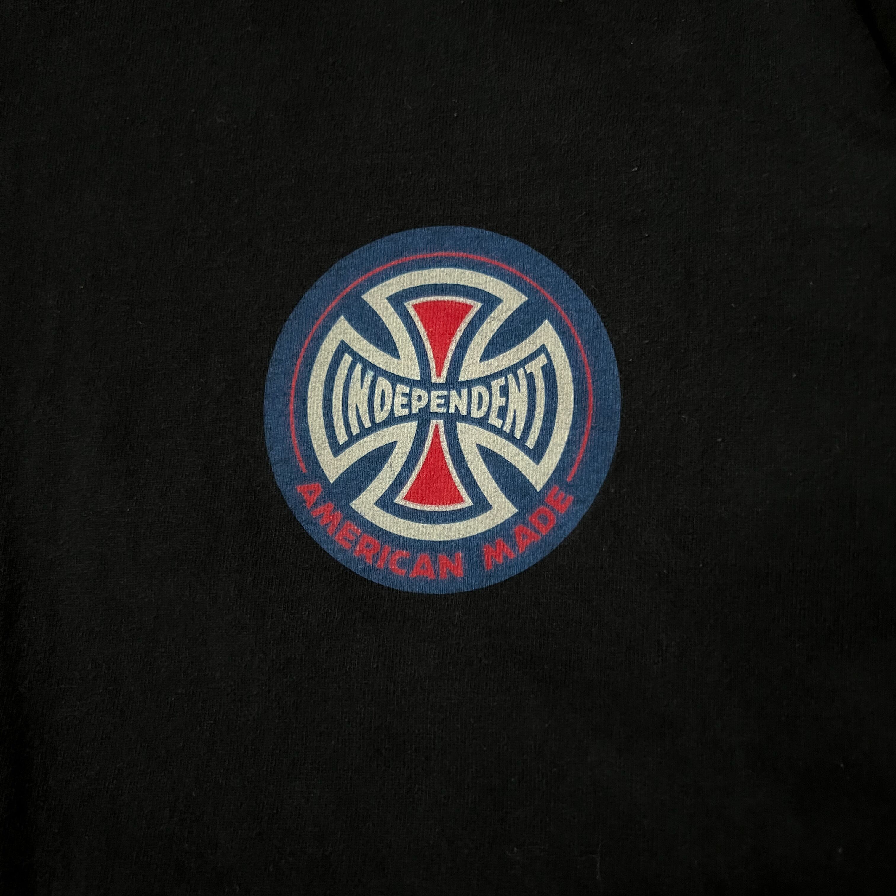 Early 00s “independent” iron cross logo tee XL made in USA