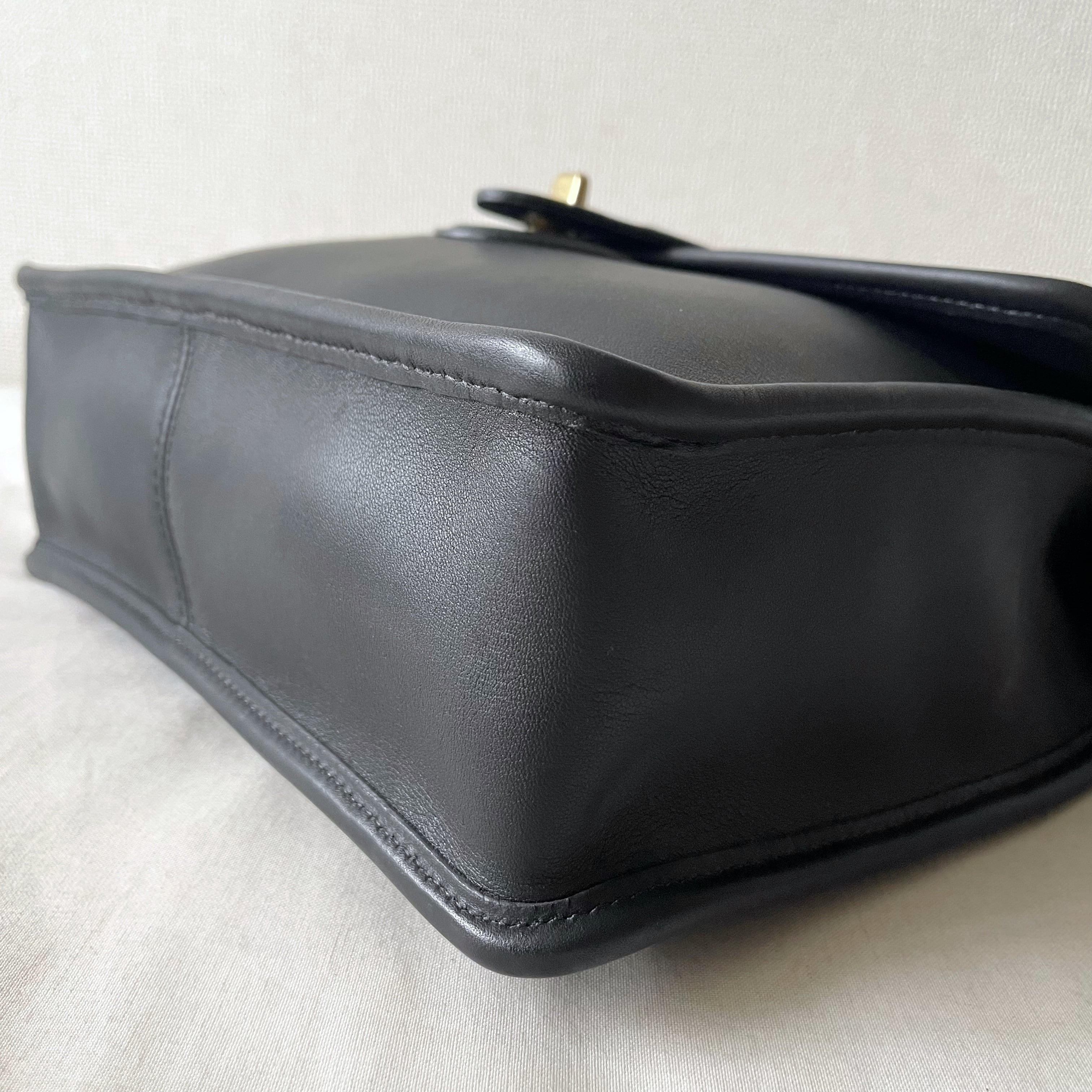 RARE VINTAGE COACH (OLD COACH オールドコーチ) WILLIS BAG IN BLACK