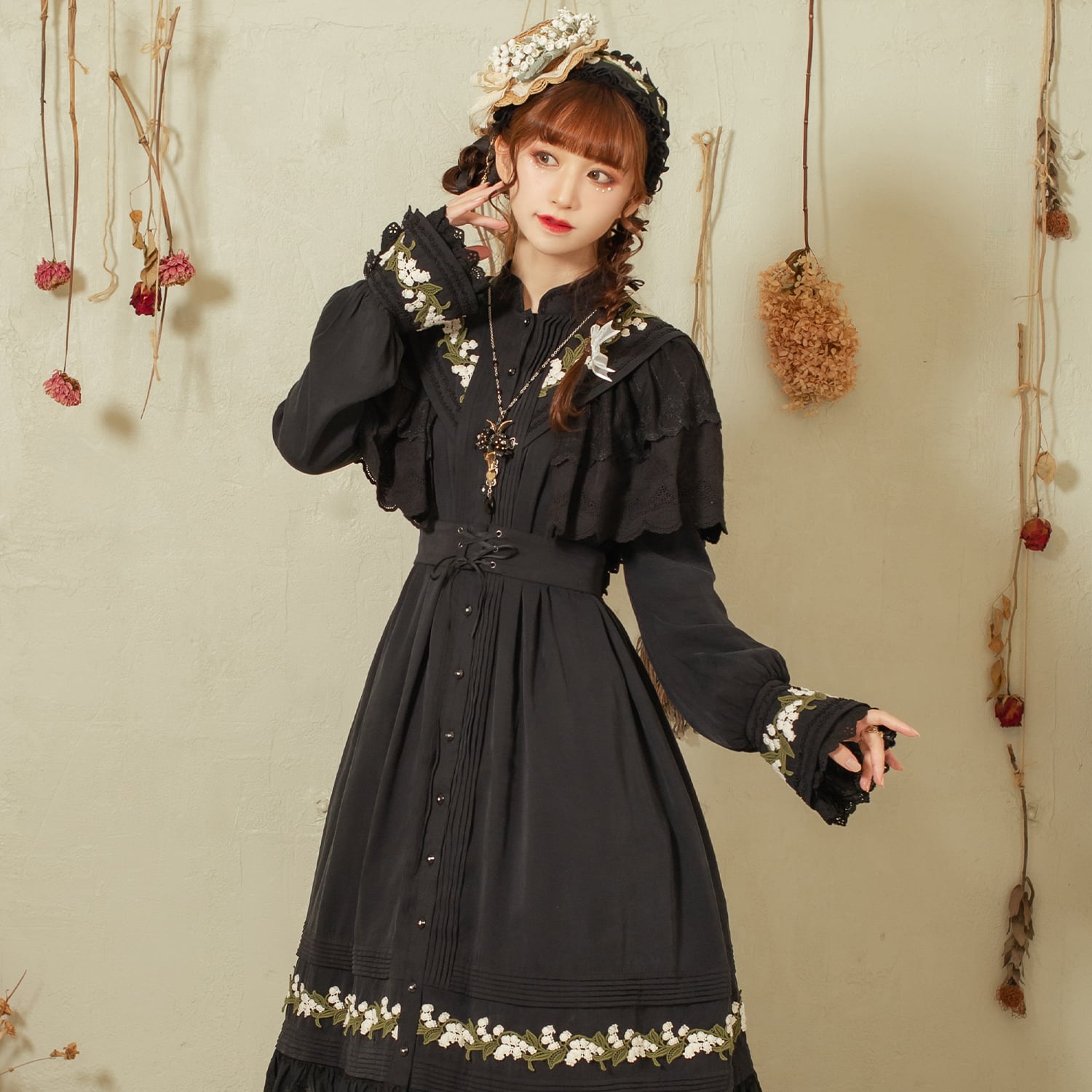 スズランの谷 モチーフレースワンピース | HoshibakoWorks