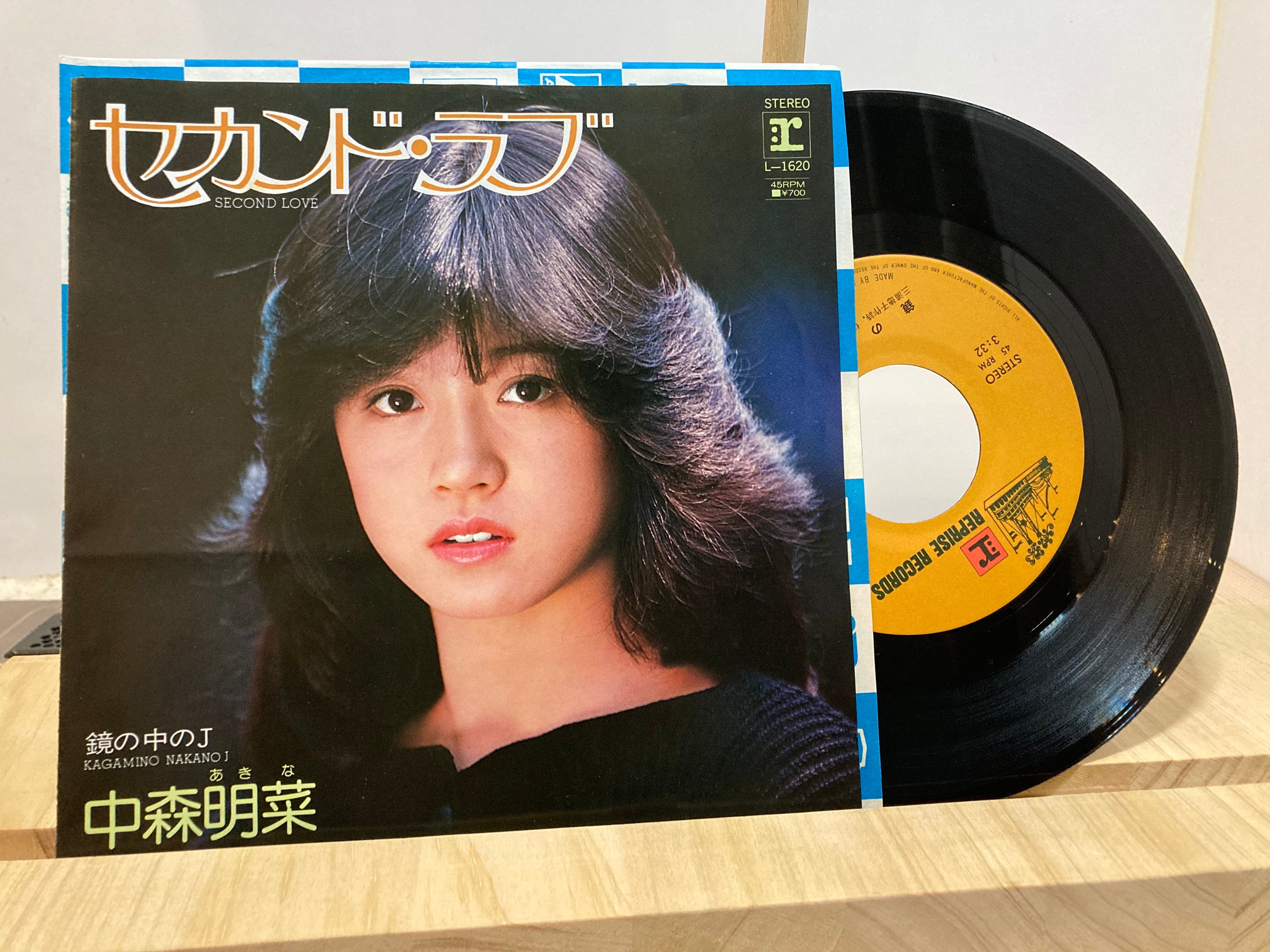 中森明菜 / セカンドラブ | sixteen records (シックスティーンレコード)