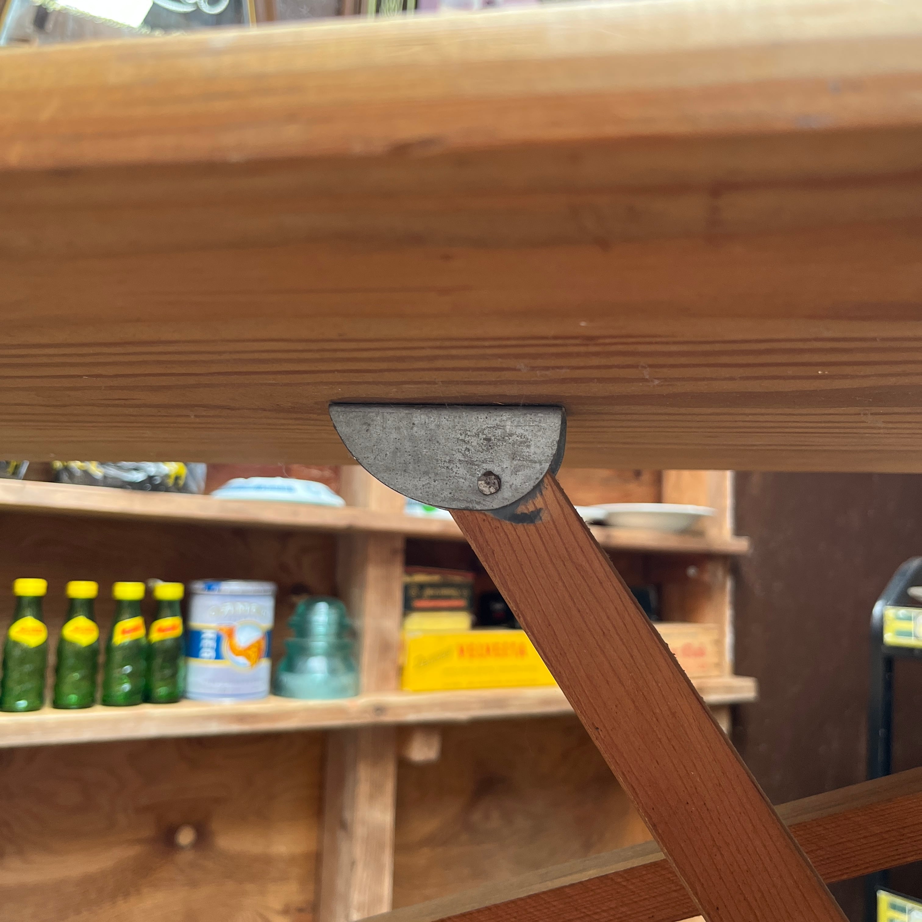 テーブル / アイロン台】アンティーク ビンテージアイロン台 折り畳み