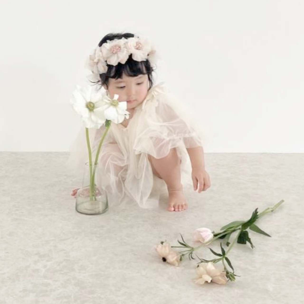 取寄せ】クラシカルフラワーカチューシャ / ヘッドドレス 髪飾り 花冠