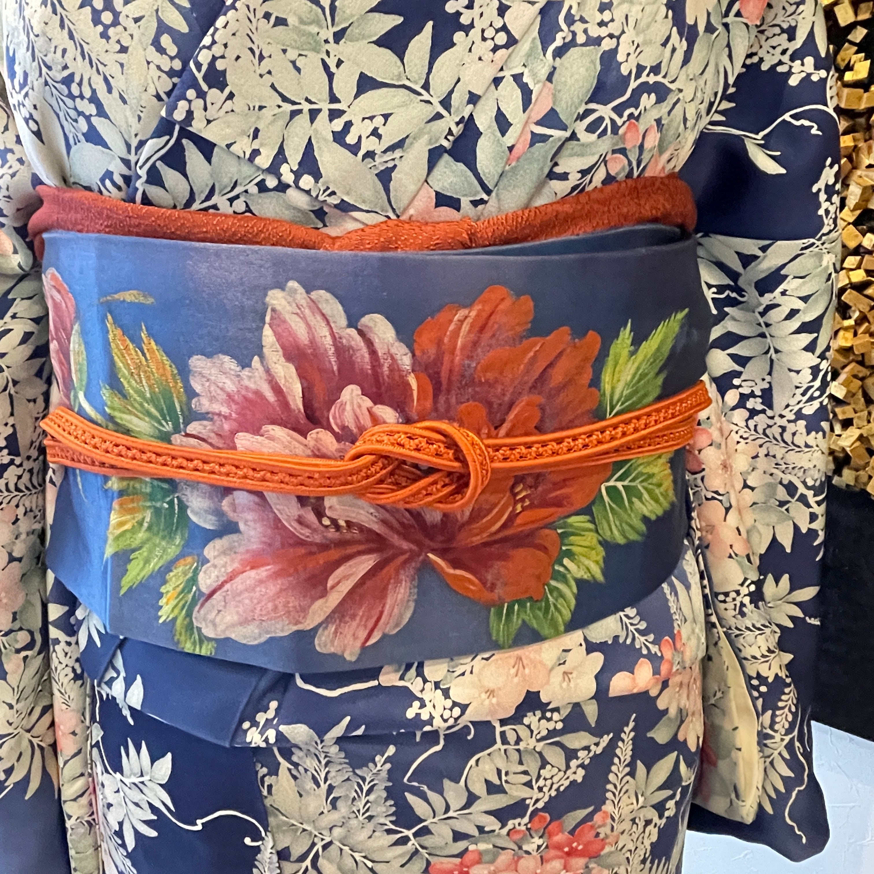 アンティーク帯 九寸名古屋帯 繻子 ブルー系 手描き つづみ 大輪の花