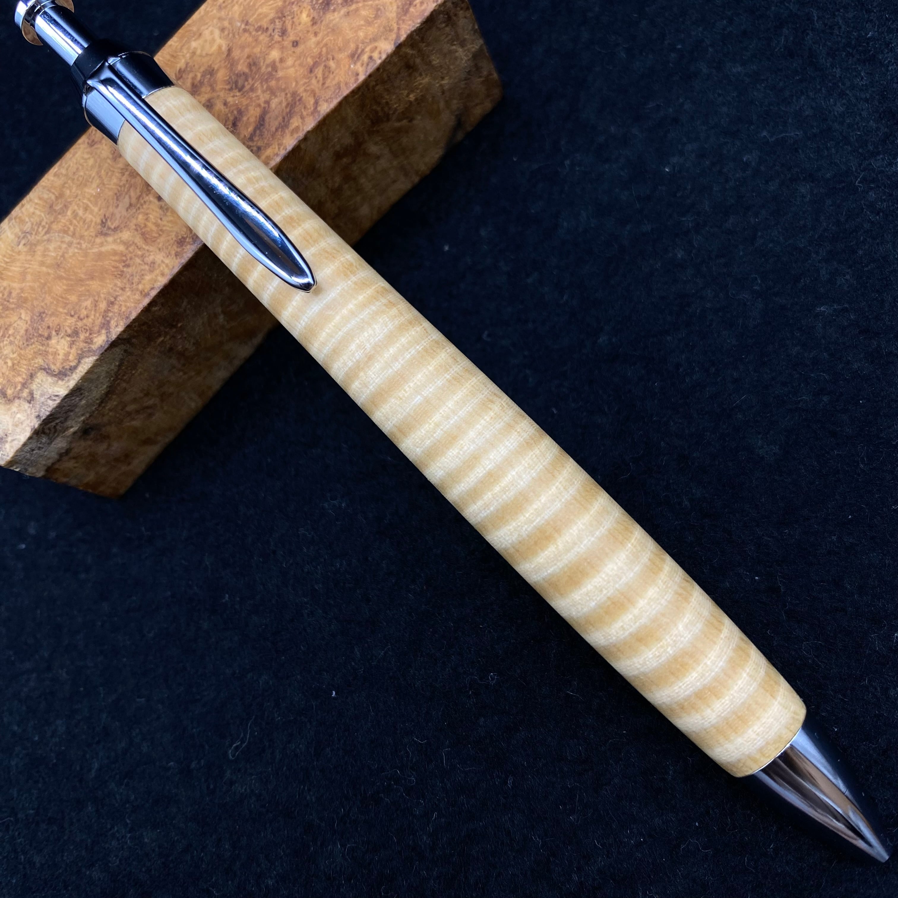 美しい紅白本花梨瘤】三神ボール1000金具 木軸 手作り 木のボールペン