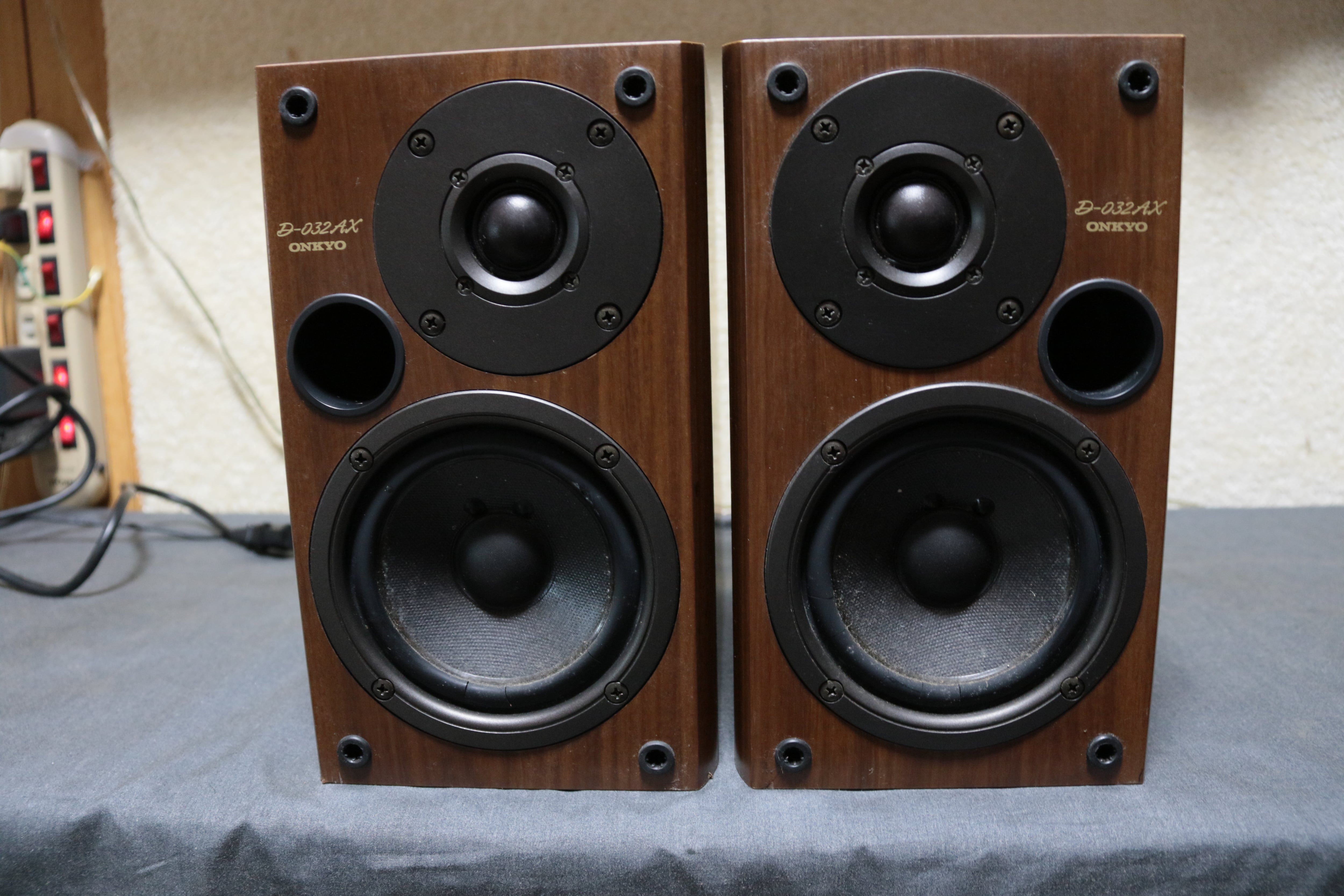 現状品】ONKYO 2WAYスピーカー D-032AX | Audio-Select ジャンクショップ