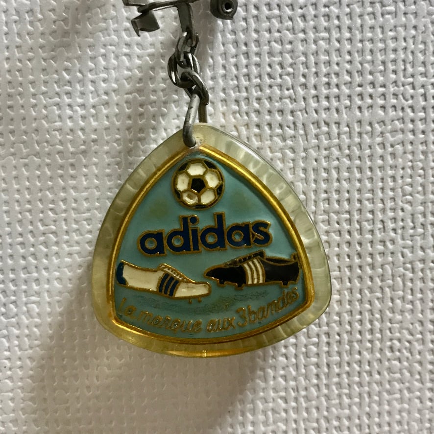 60年代フランスヴィンテージ キーホルダー adidas | French Brocante
