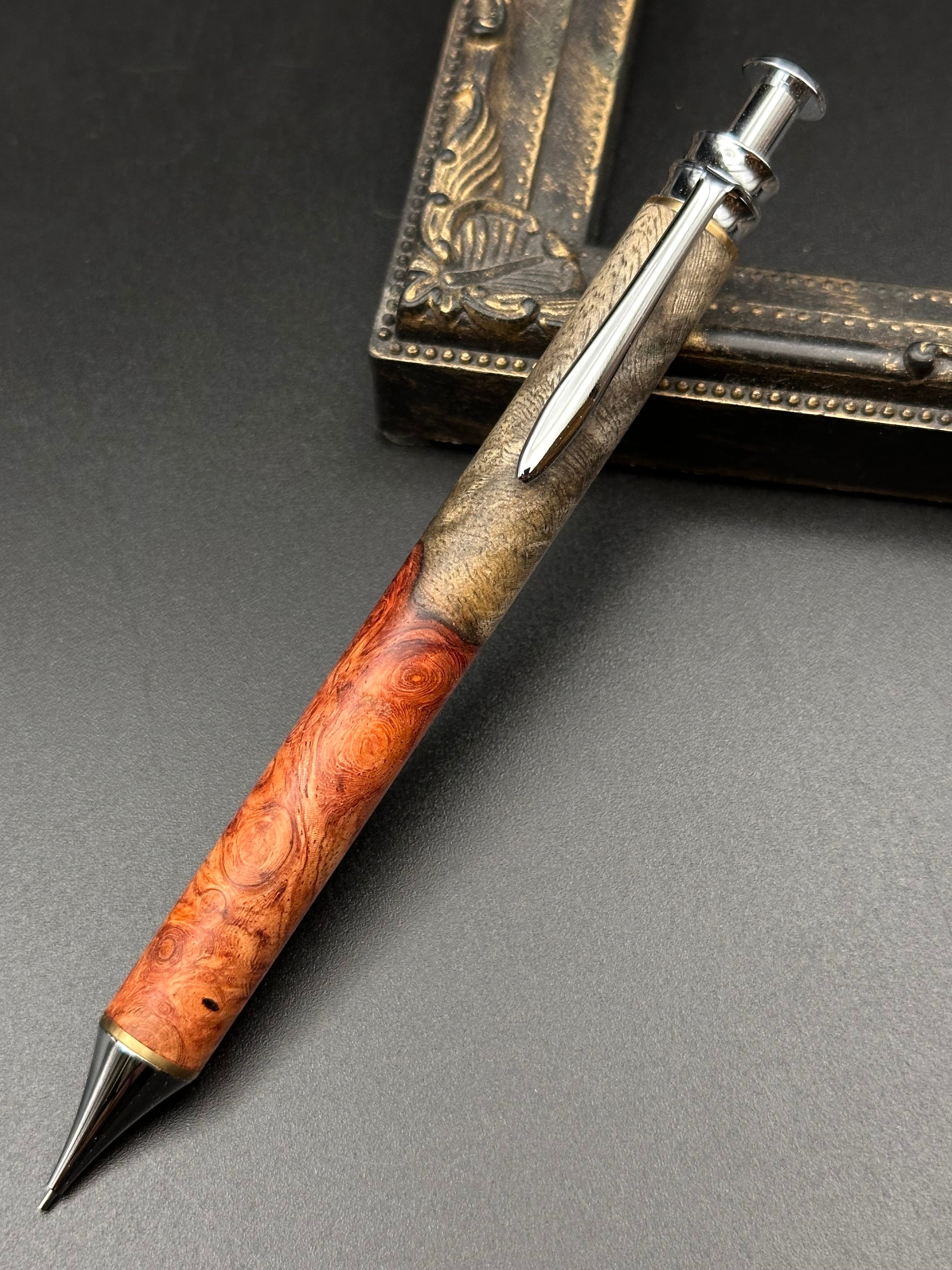 サイアミースローズウッド(極上マイクロカーリー)/木軸シャープペン 低