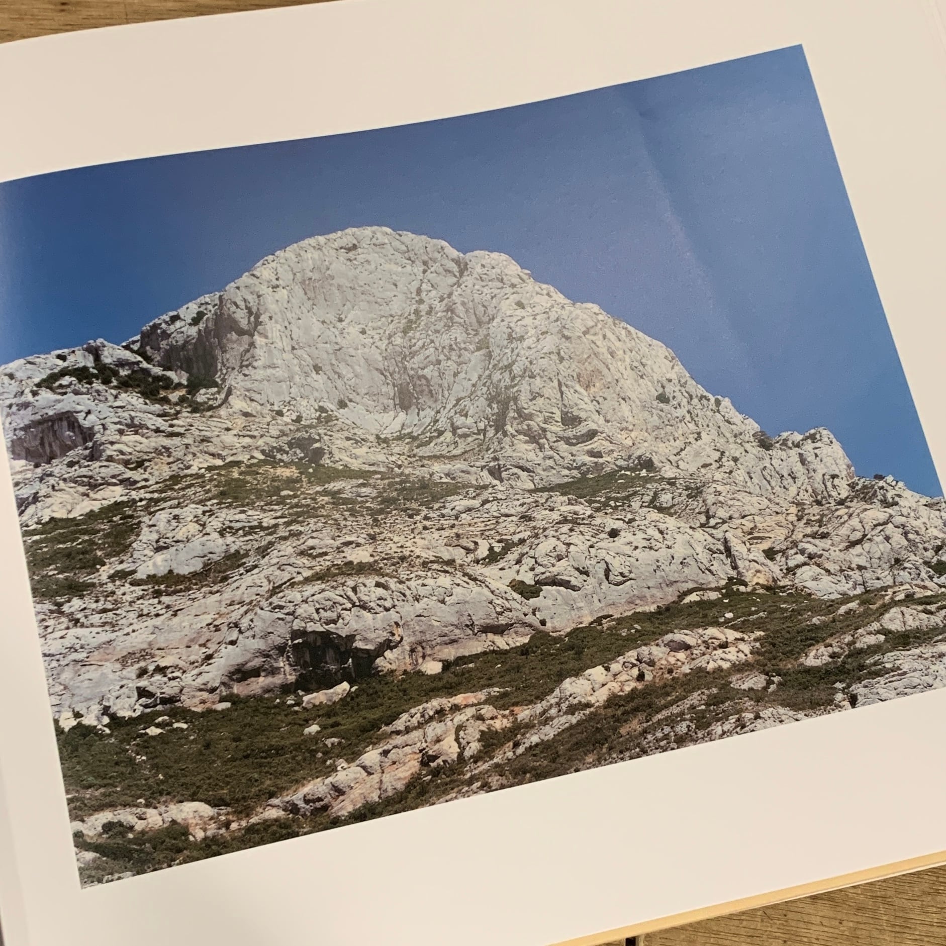 Mont Sainte Victoire Risaku Suzuki / 鈴木理策 | 百年