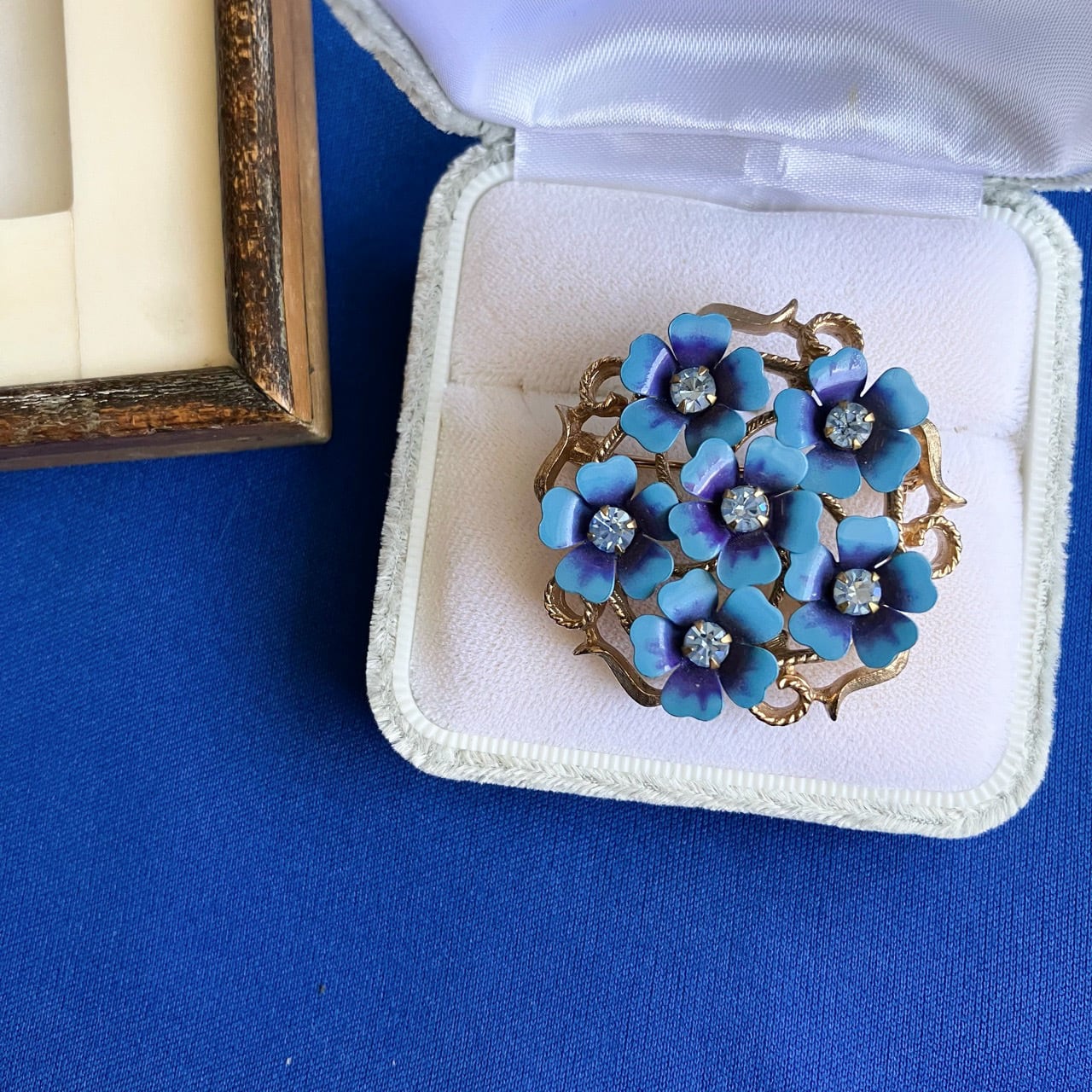 AVON” Love Blossoms brooch[b-471] ヴィンテージブローチ | LEO