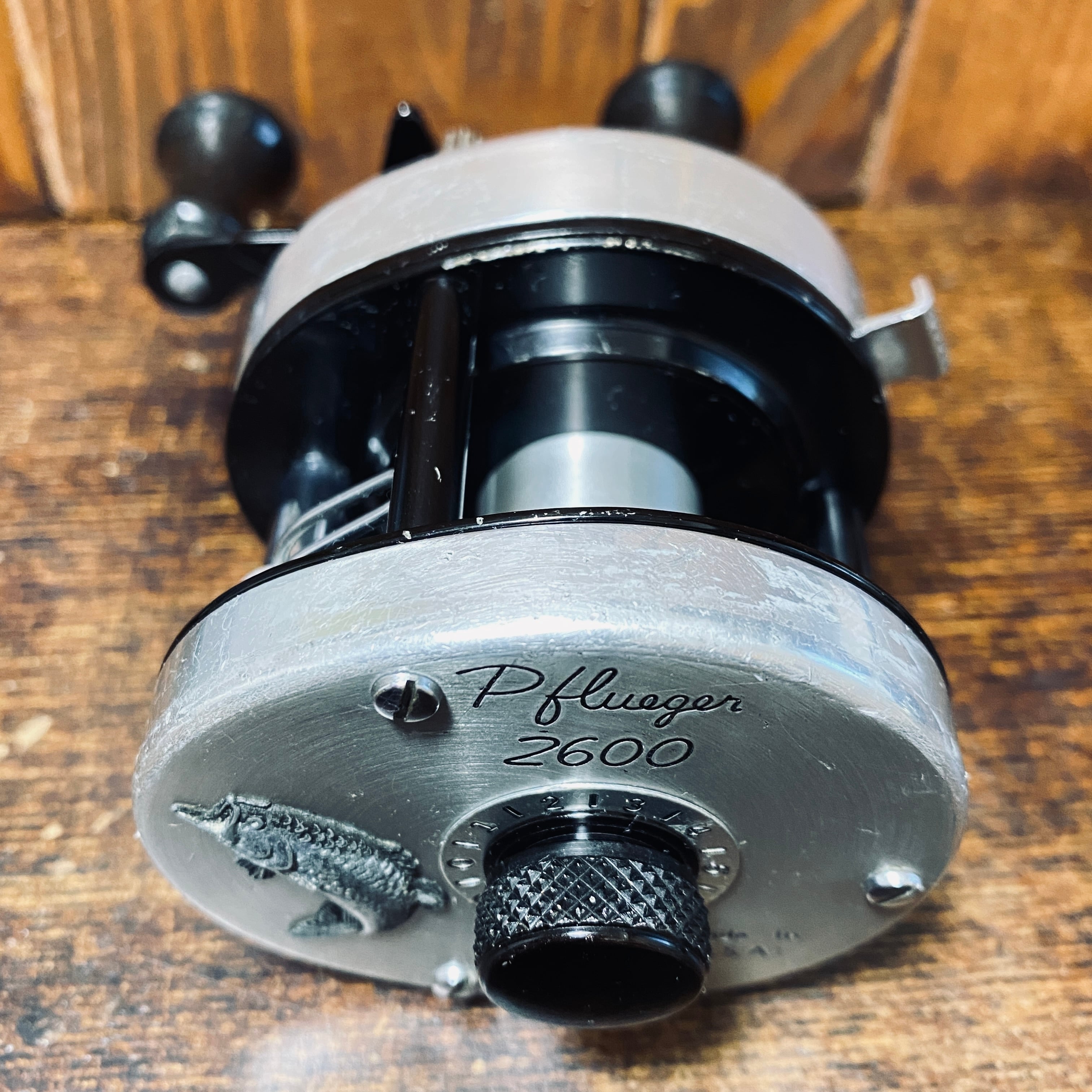 70's Pflueger 2600 model DB [5028] | Tackleshop GTA