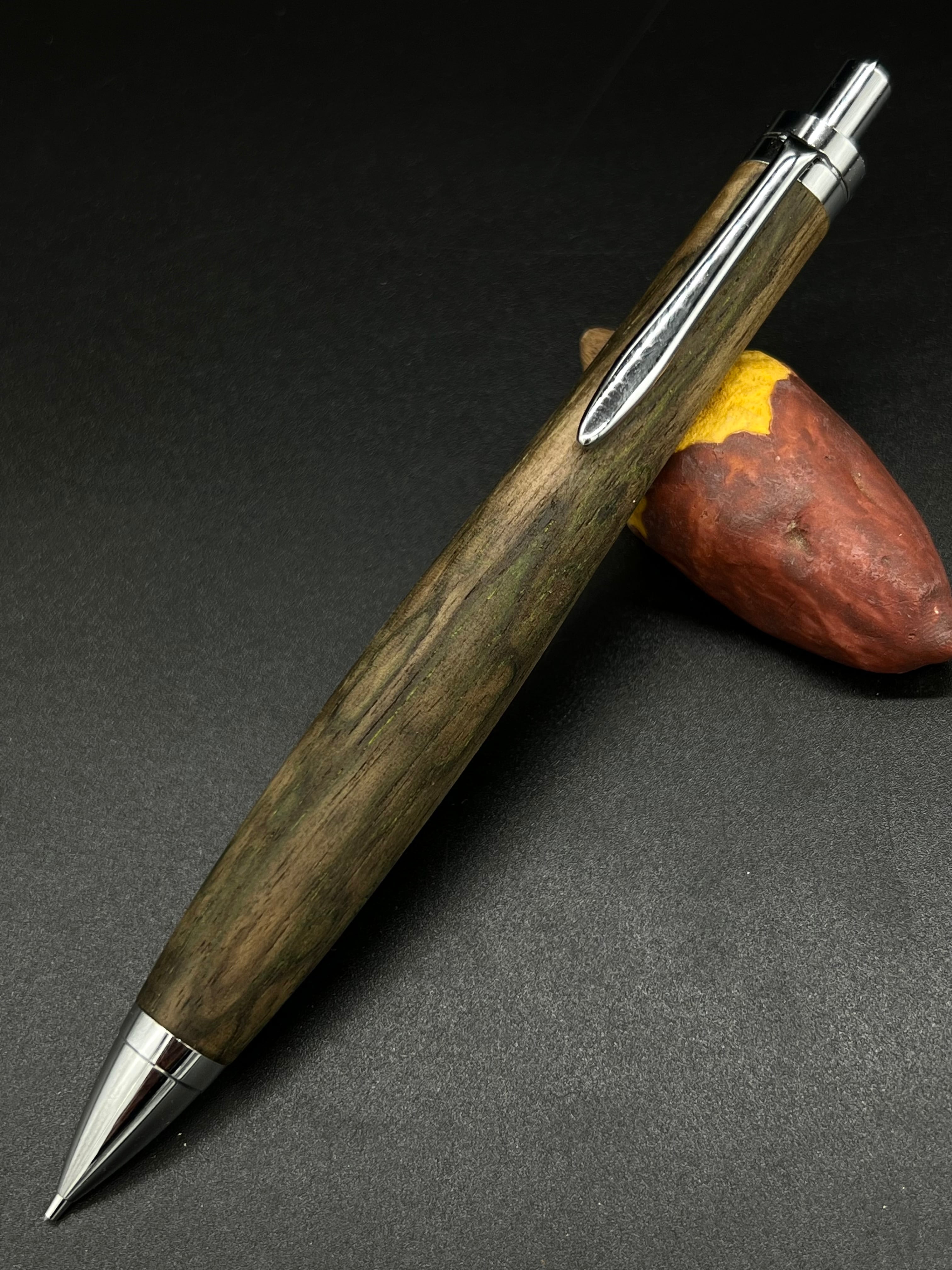 13 黒柿孔雀杢 | こぶた工房