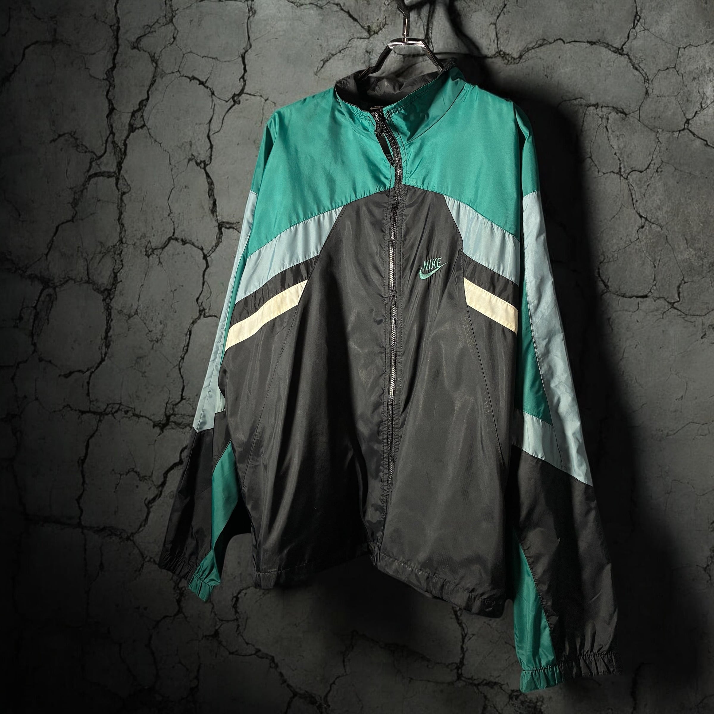 90s NIKE ナイロンジャケット グリーン×ブラック切替 ナイキ | 古着屋