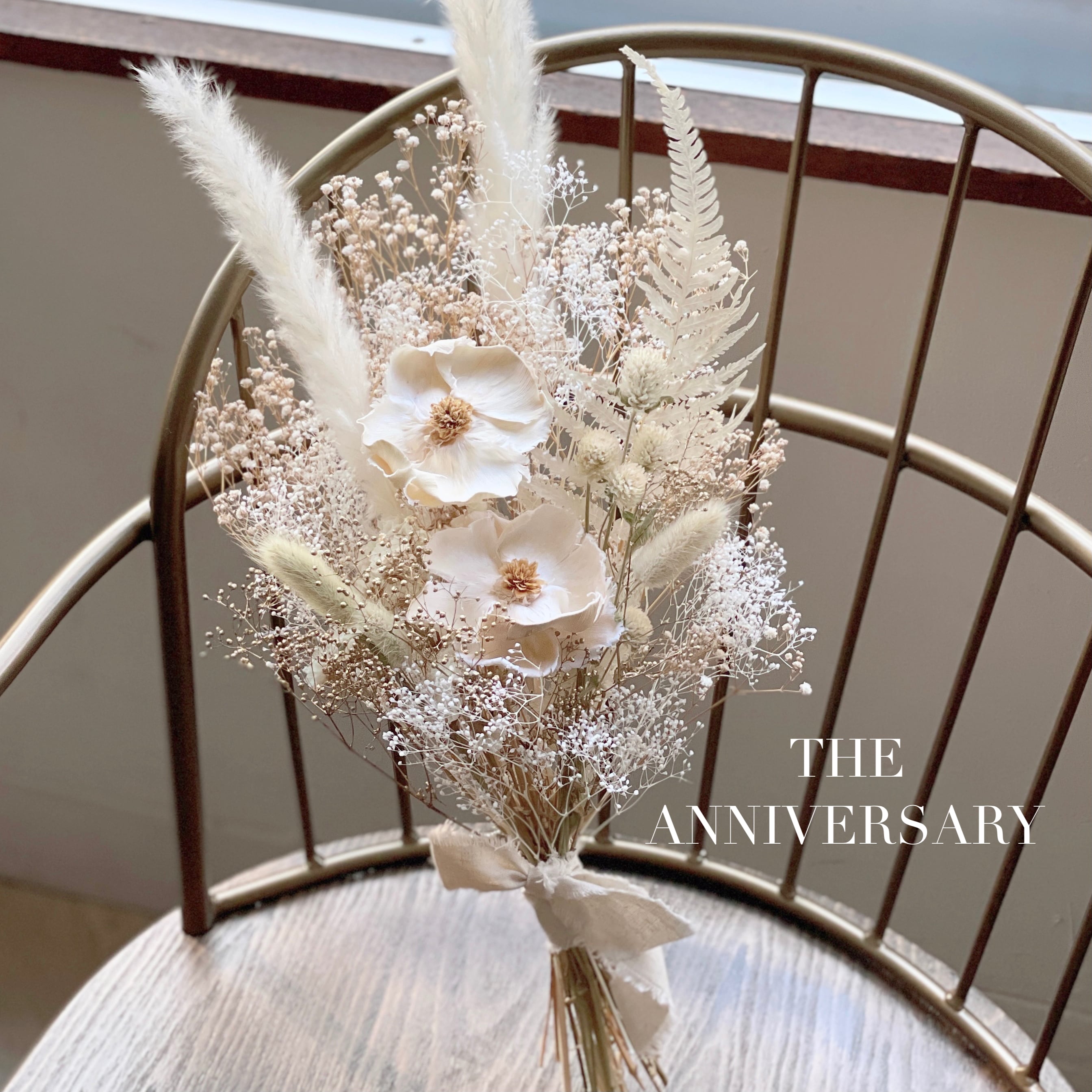 かすみ草とココフラワーのアンティークホワイトブーケ ✲ / 結婚式