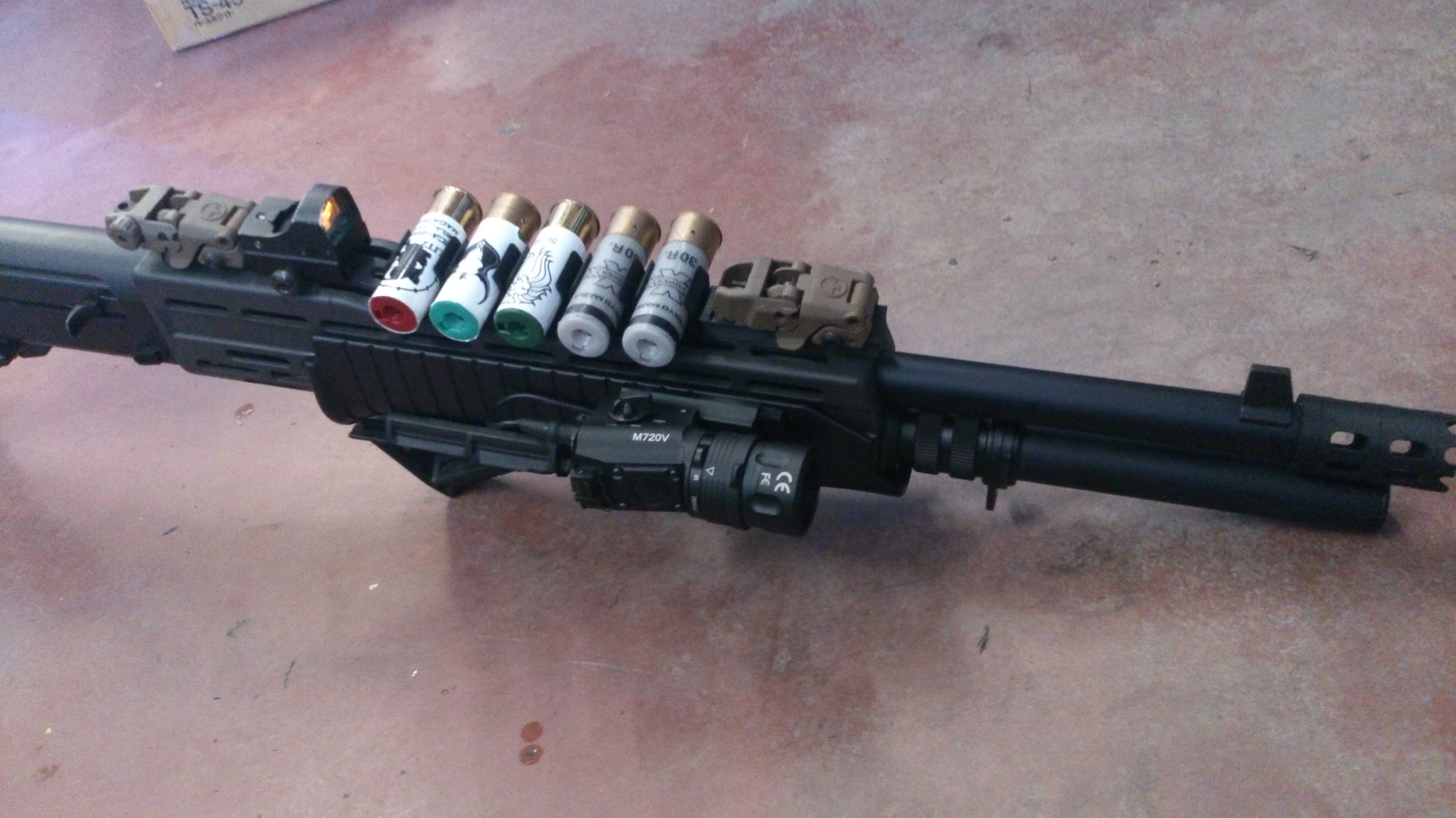 スパス12専用シェルホルダー | BLITZ ARMS