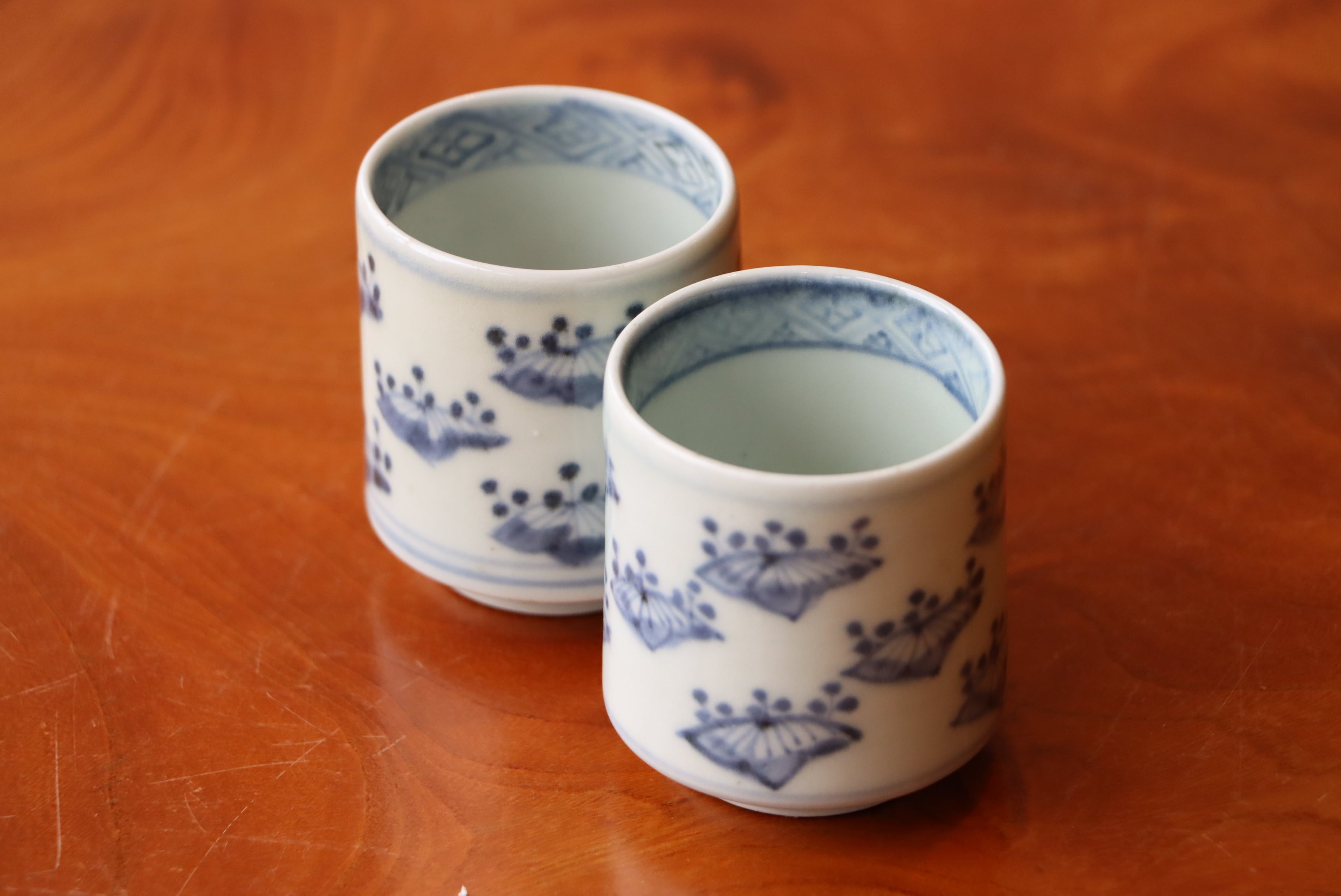 覗き猪口 古伊万里 染付 桐文 | (有)新原美術