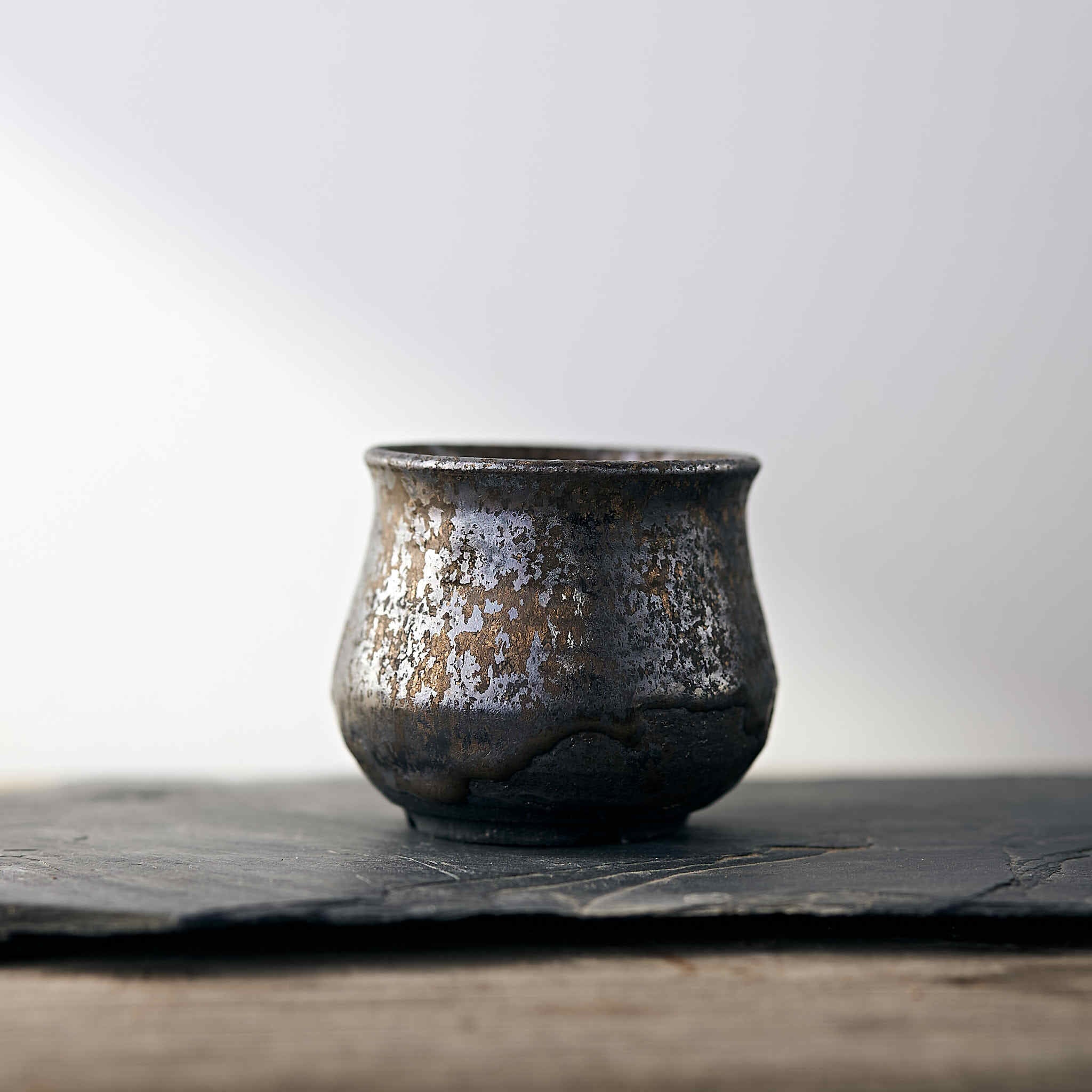 黒土銀彩 PUKU / 姫野翔太 | いい日あたり